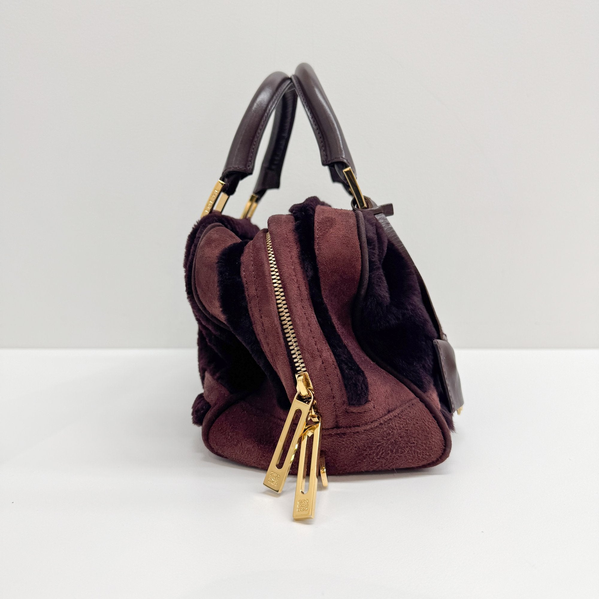 Amazona Burgundy Suede & Faux Fur Hand Bag