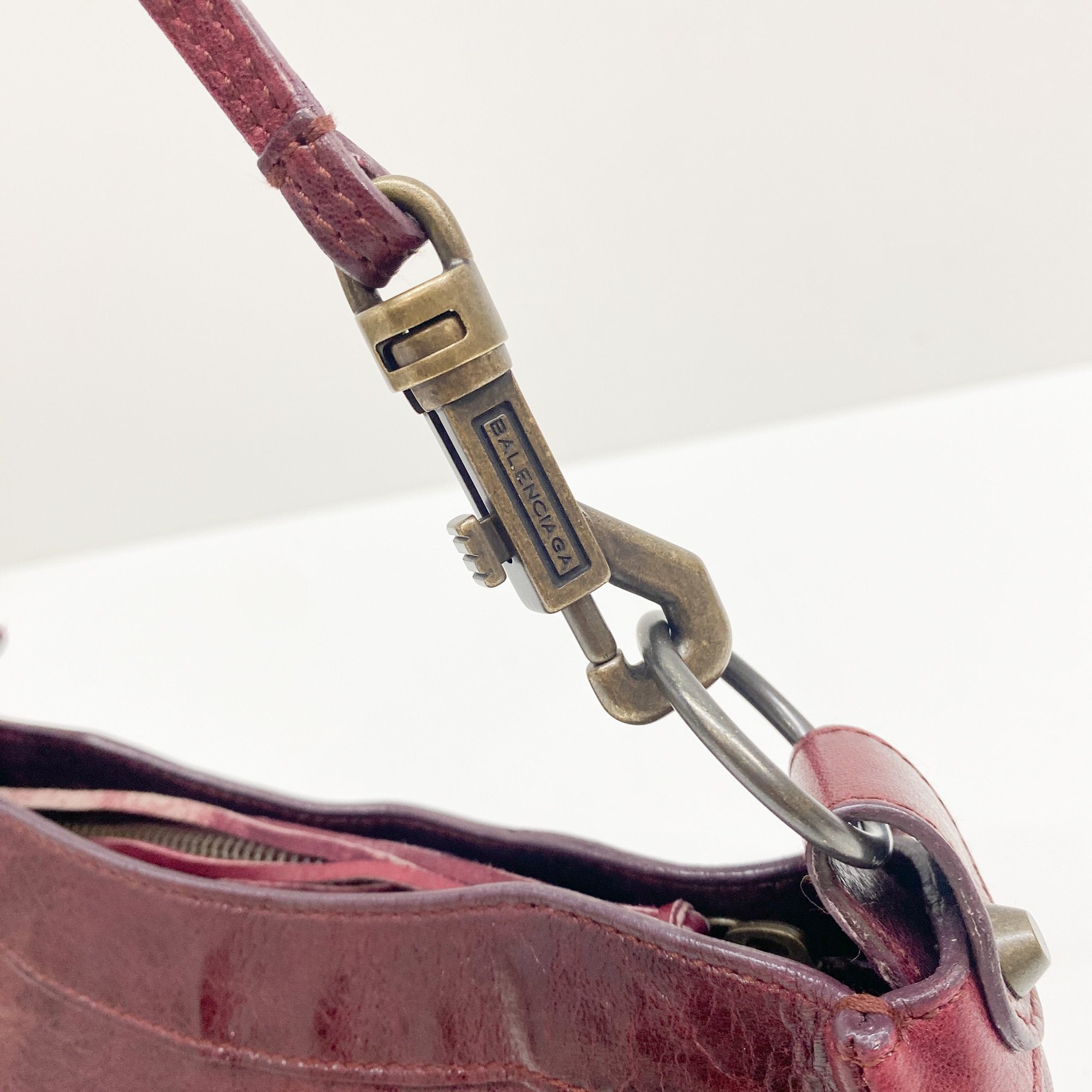 The City Pouch Red Leather Hand Bag