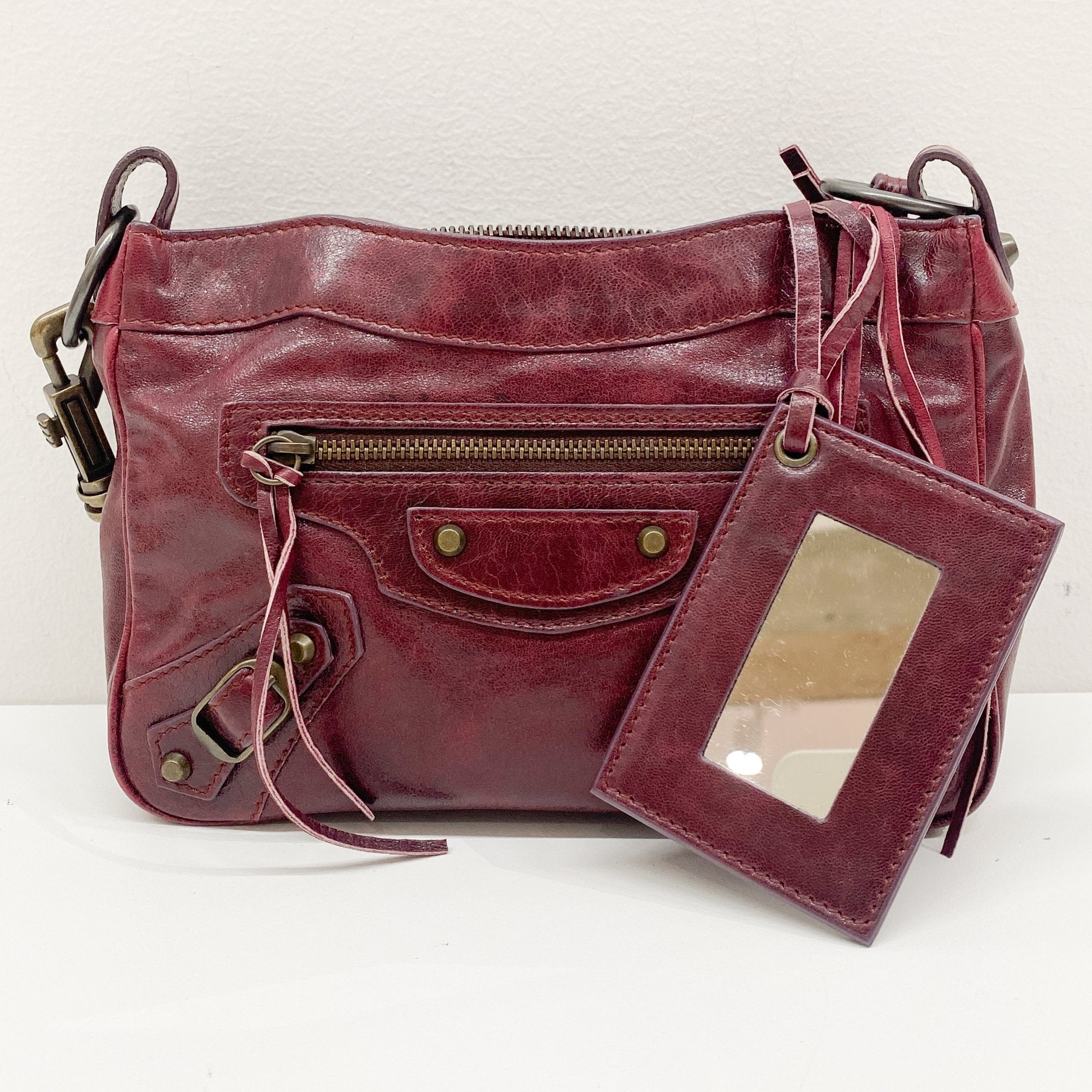 The City Pouch Red Leather Hand Bag