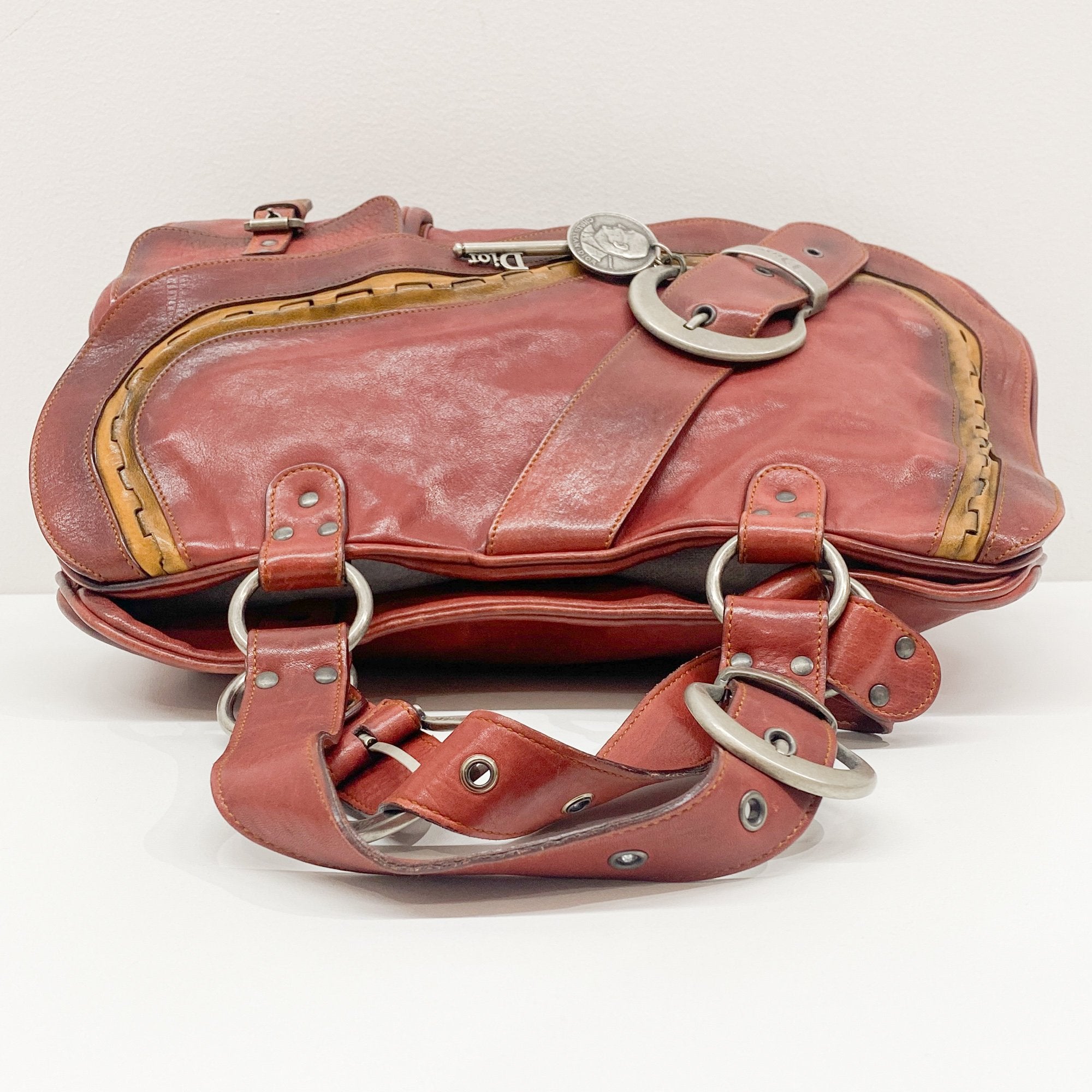 Gaucho Red Leather Shoulder Bag