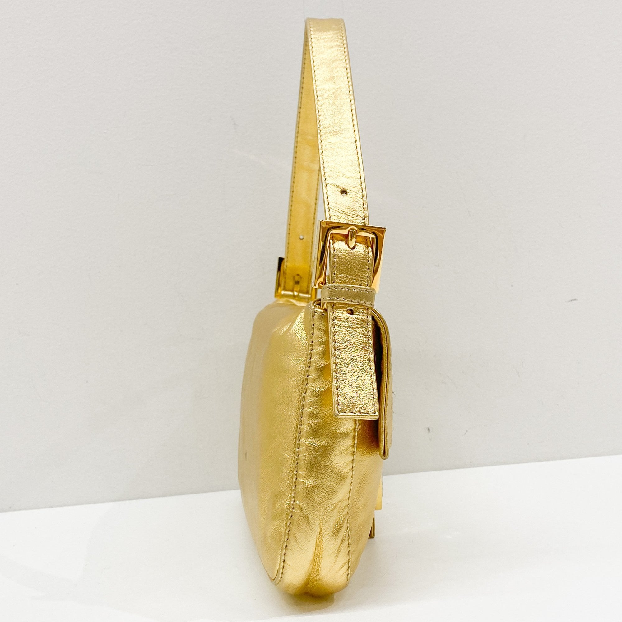 Baguette Gold Leather Shoulder Bag