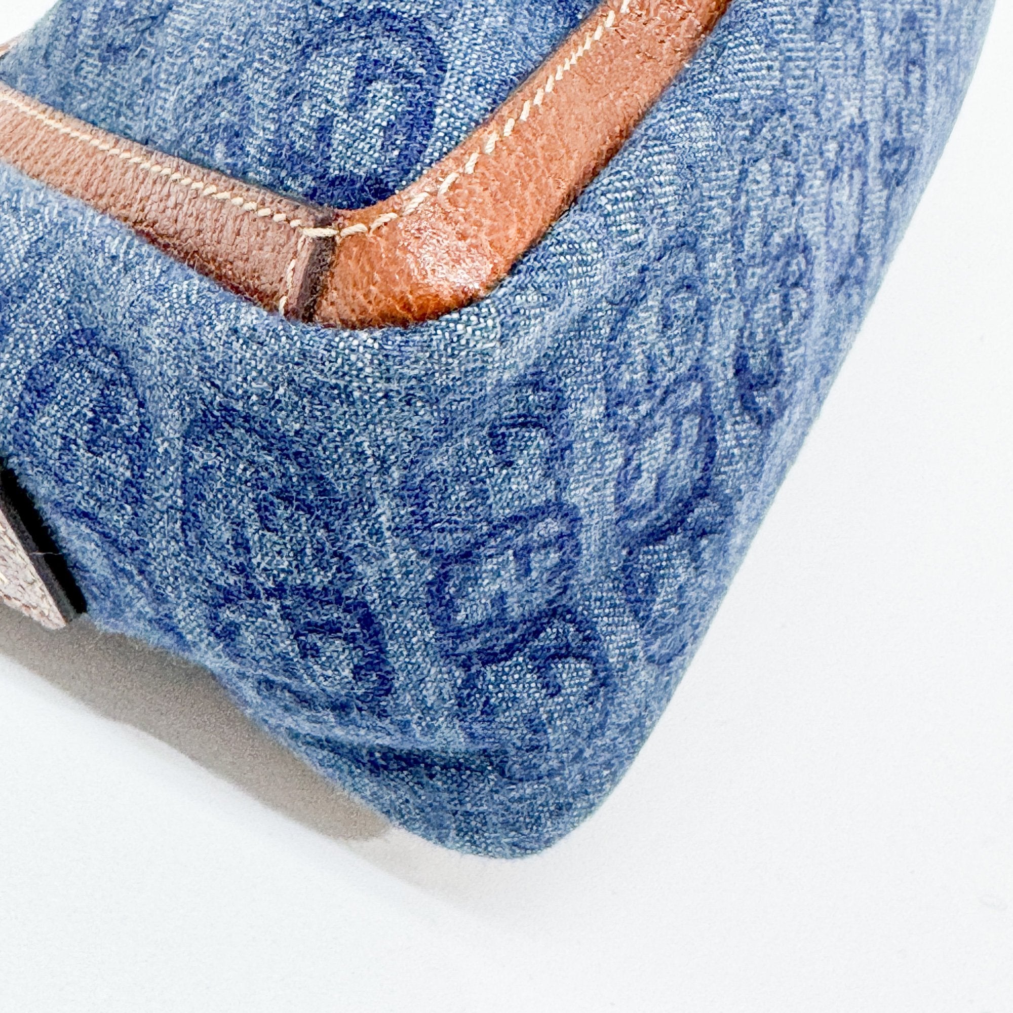 Abbey Blue GG Canvas Shoulder Bag