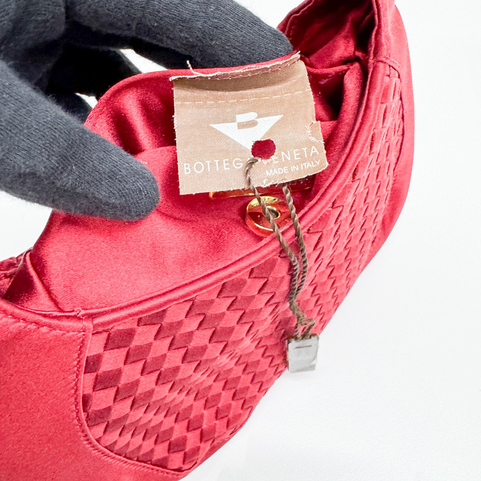 Intrecciato Red Satin Hand Bag