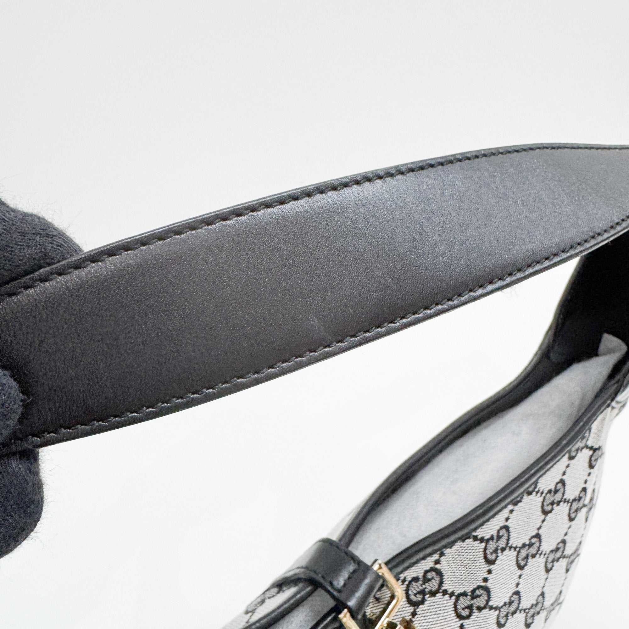 Jackie Grey GG Canvas Shoulder Bag