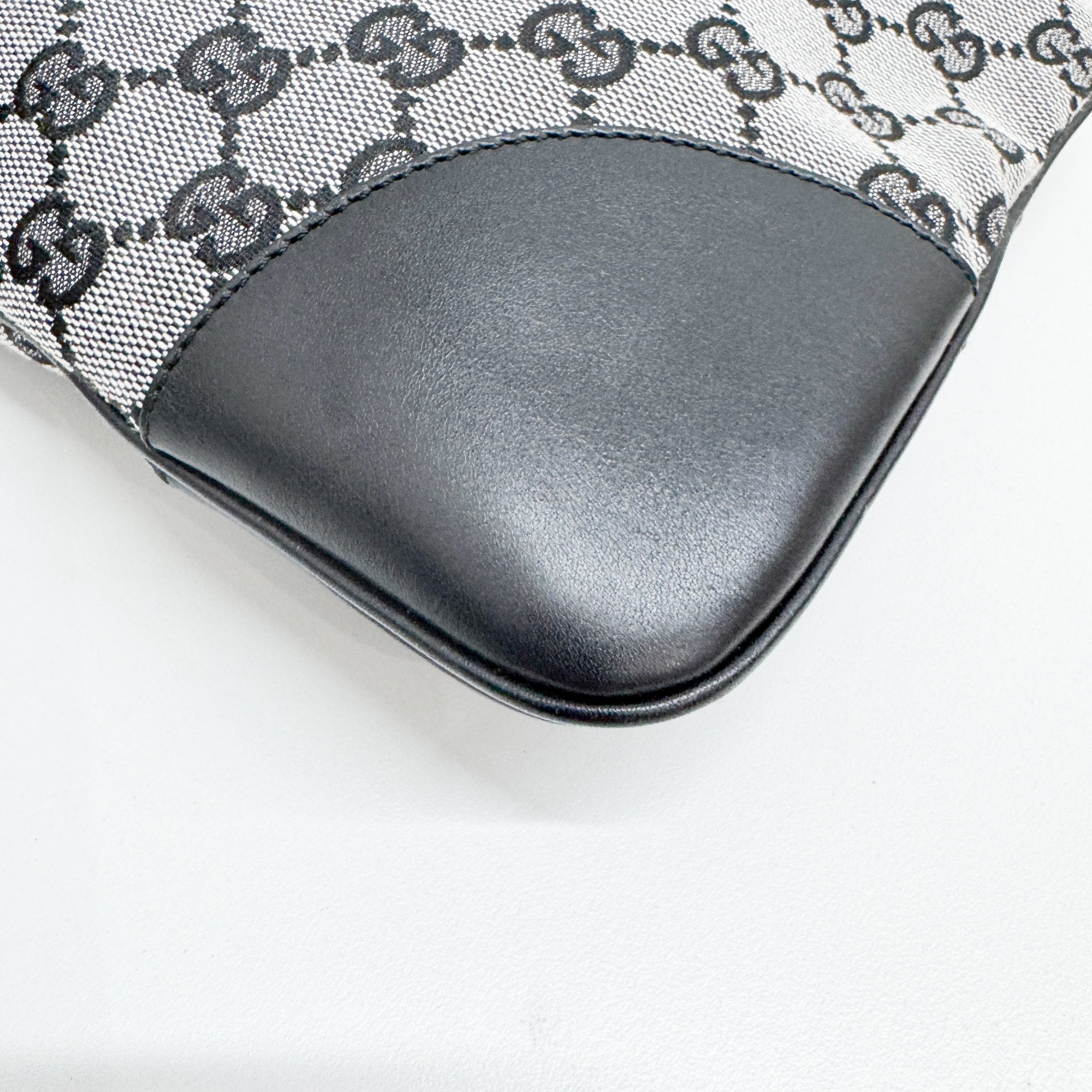 Jackie Grey GG Canvas Shoulder Bag