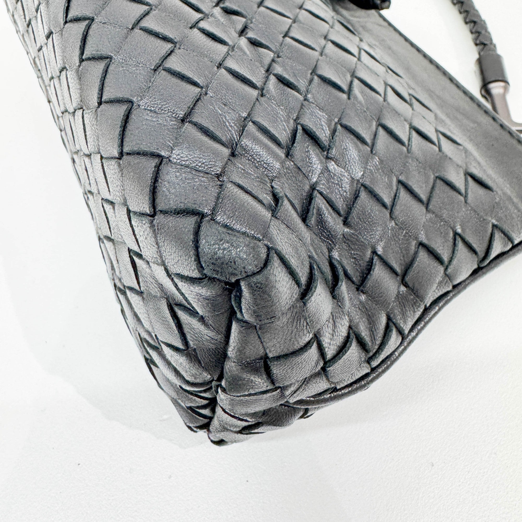 Intrecciato Black Leather Shoulder Bag