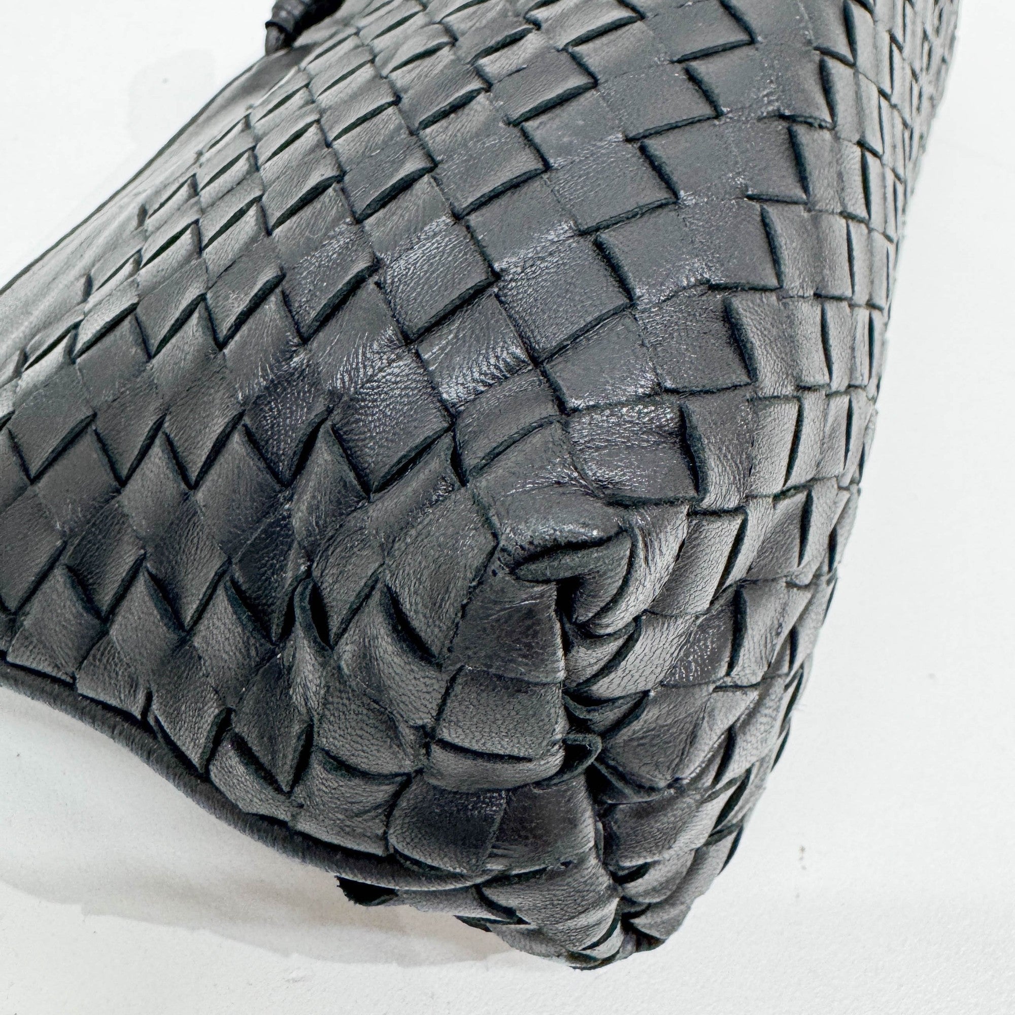 Intrecciato Black Leather Shoulder Bag