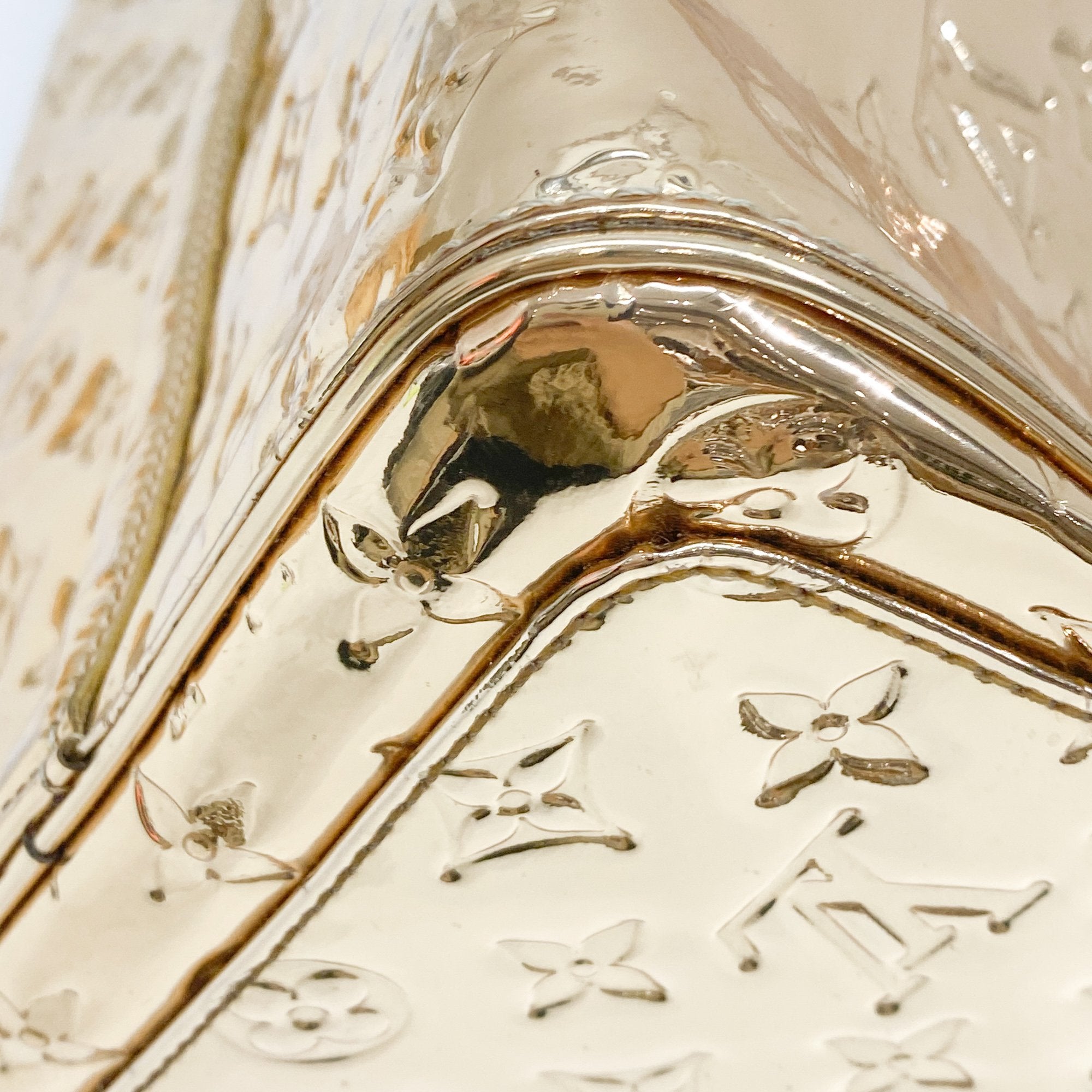 Miroir Speedy 35 Gold Monogram Canvas Hand Bag