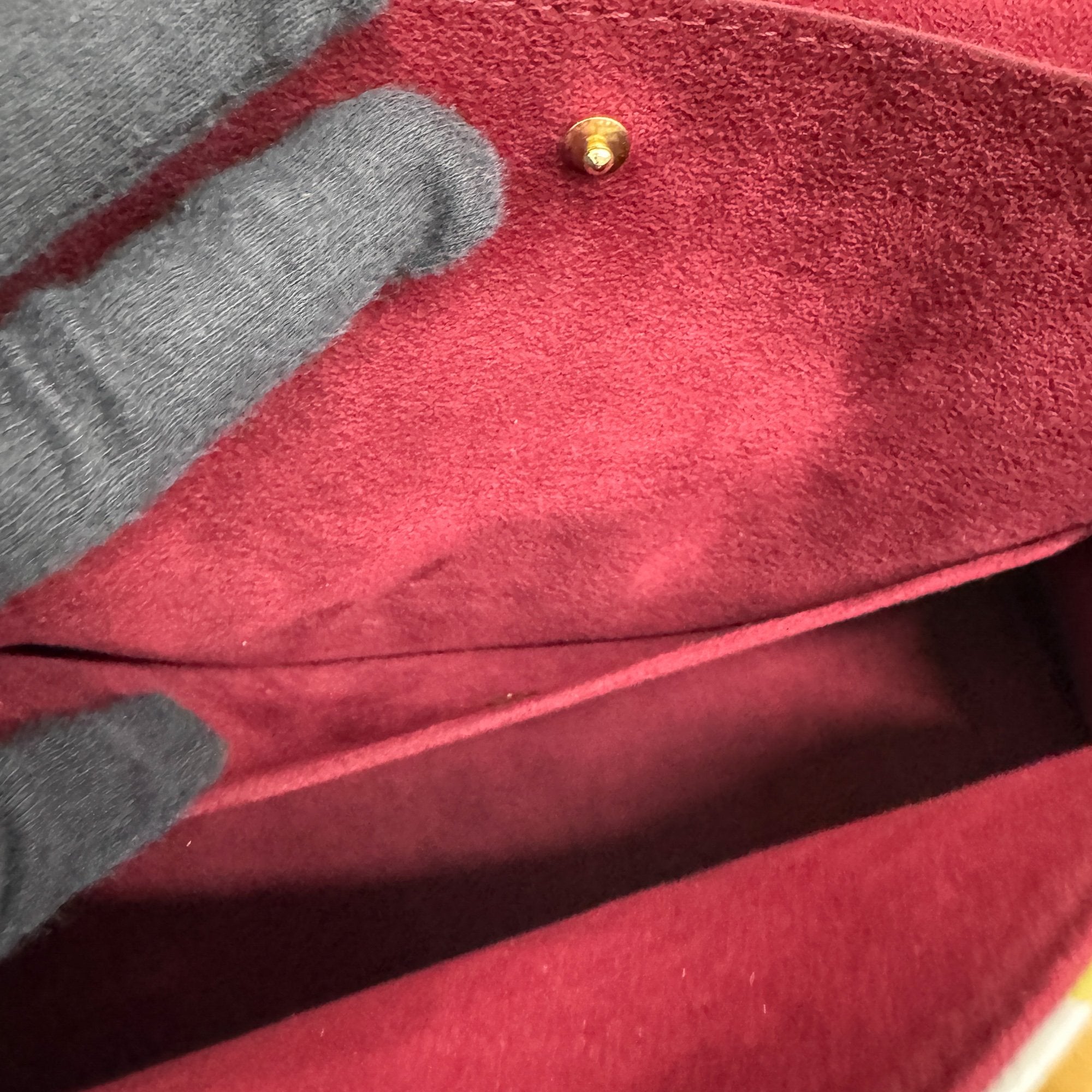 Beverly MM White Monogram Coated Canvas Hand Bag