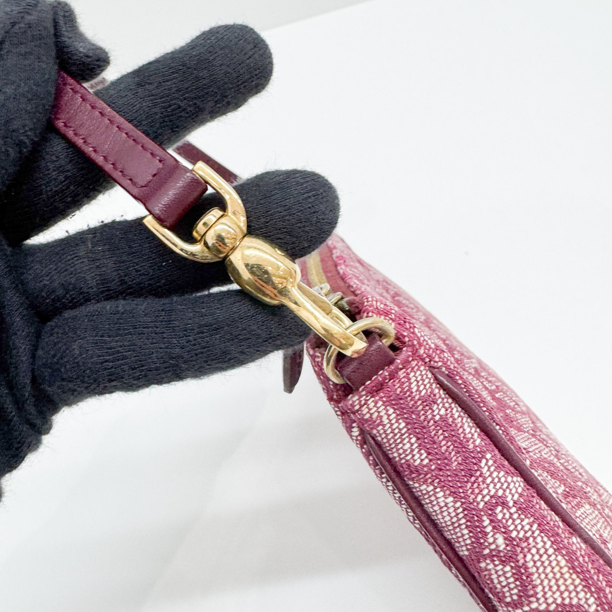 Saddle Red Trotter Canvas Shoulder Bag