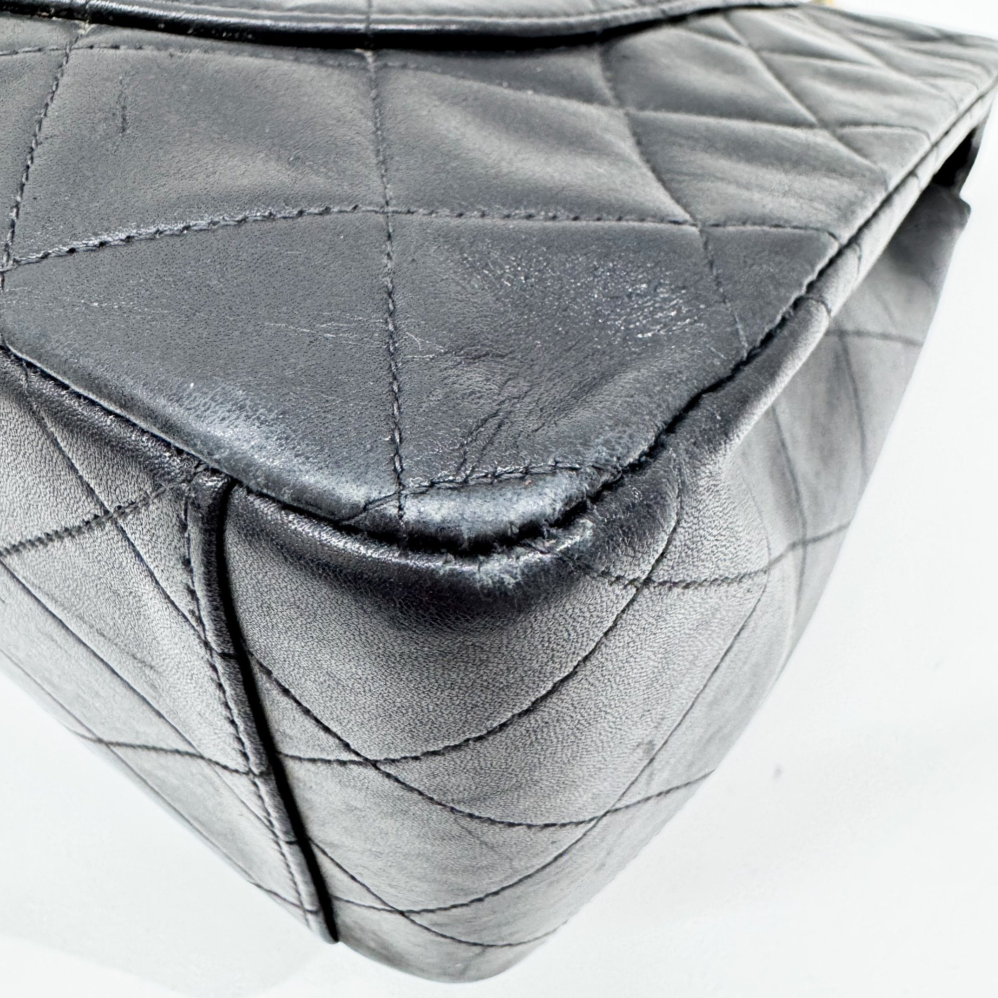 Maxi Classic Flap Black Leather Shoulder Bag