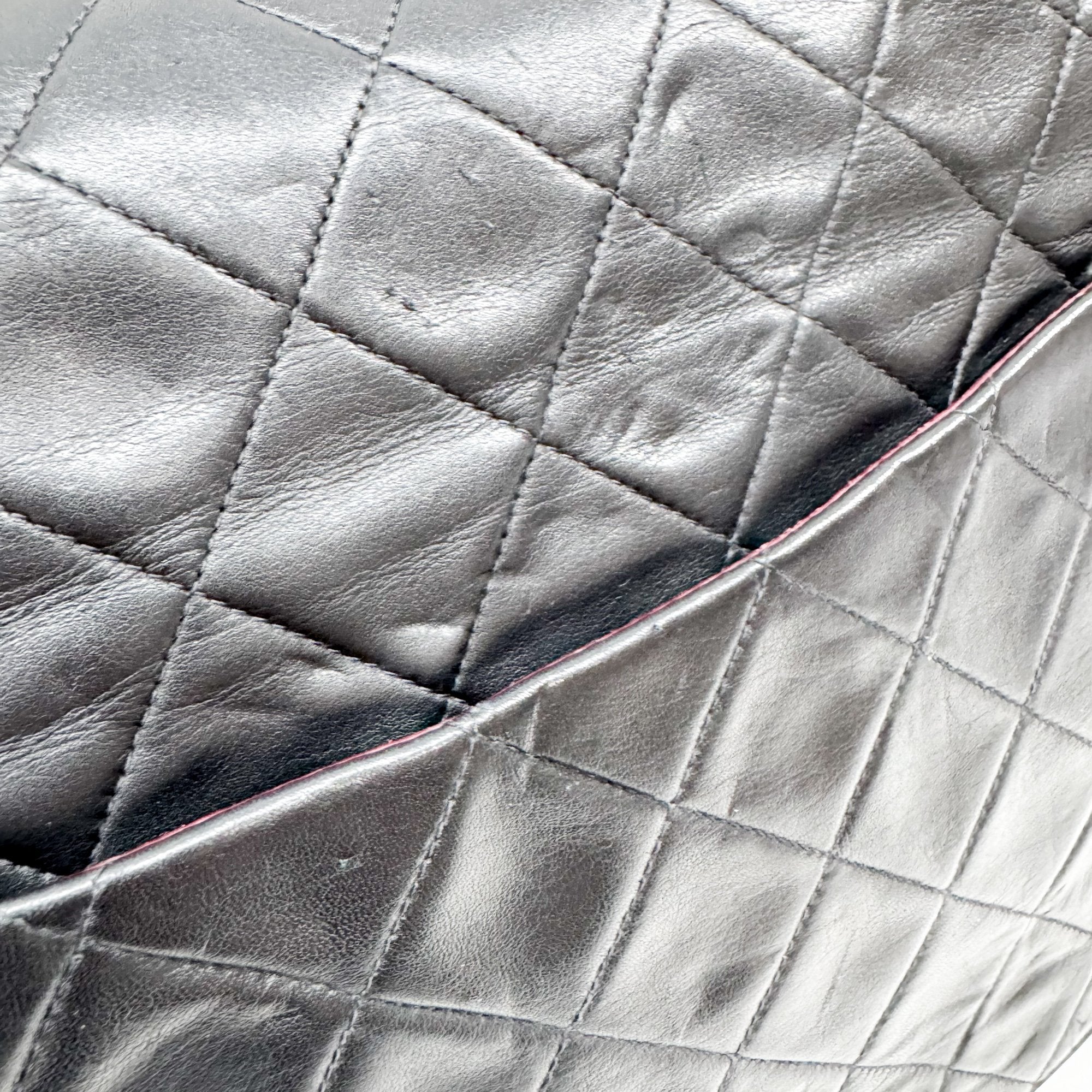 Maxi Classic Flap Black Leather Shoulder Bag