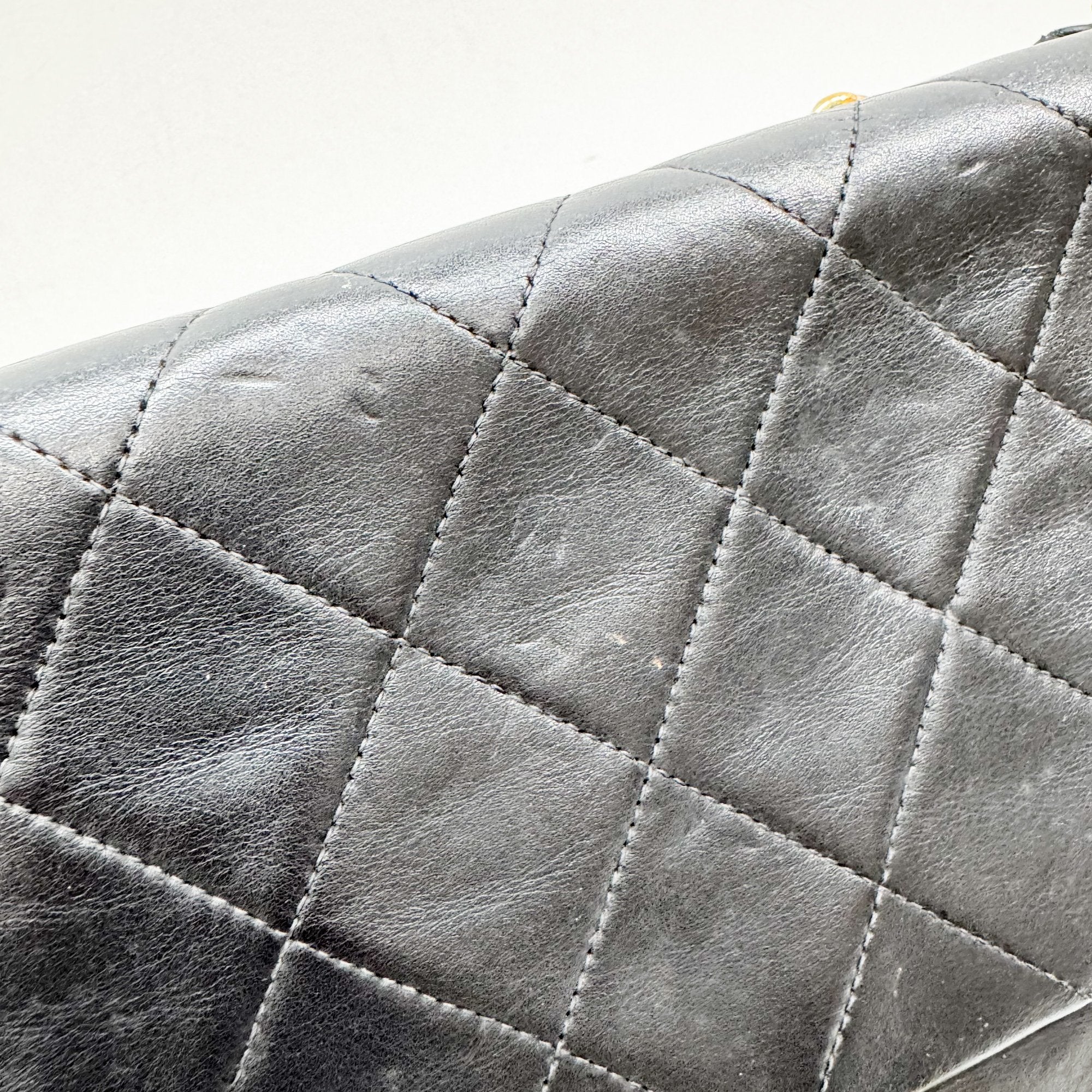 Maxi Classic Flap Black Leather Shoulder Bag