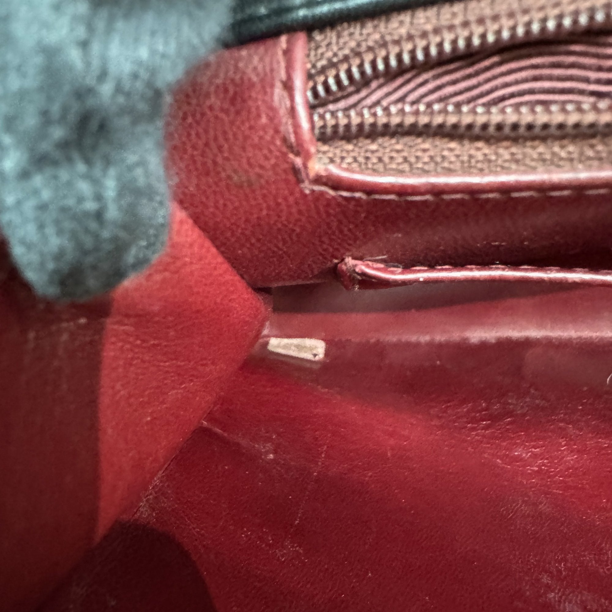 Maxi Classic Flap Black Leather Shoulder Bag