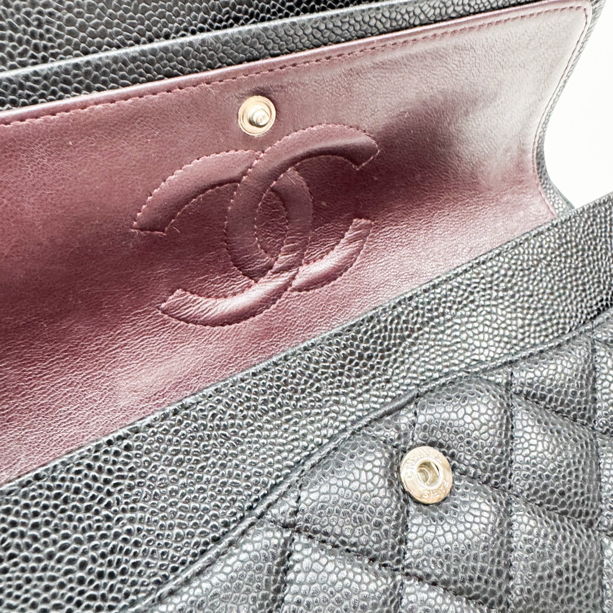 Matelassé Black Leather Chain Shoulder Bag