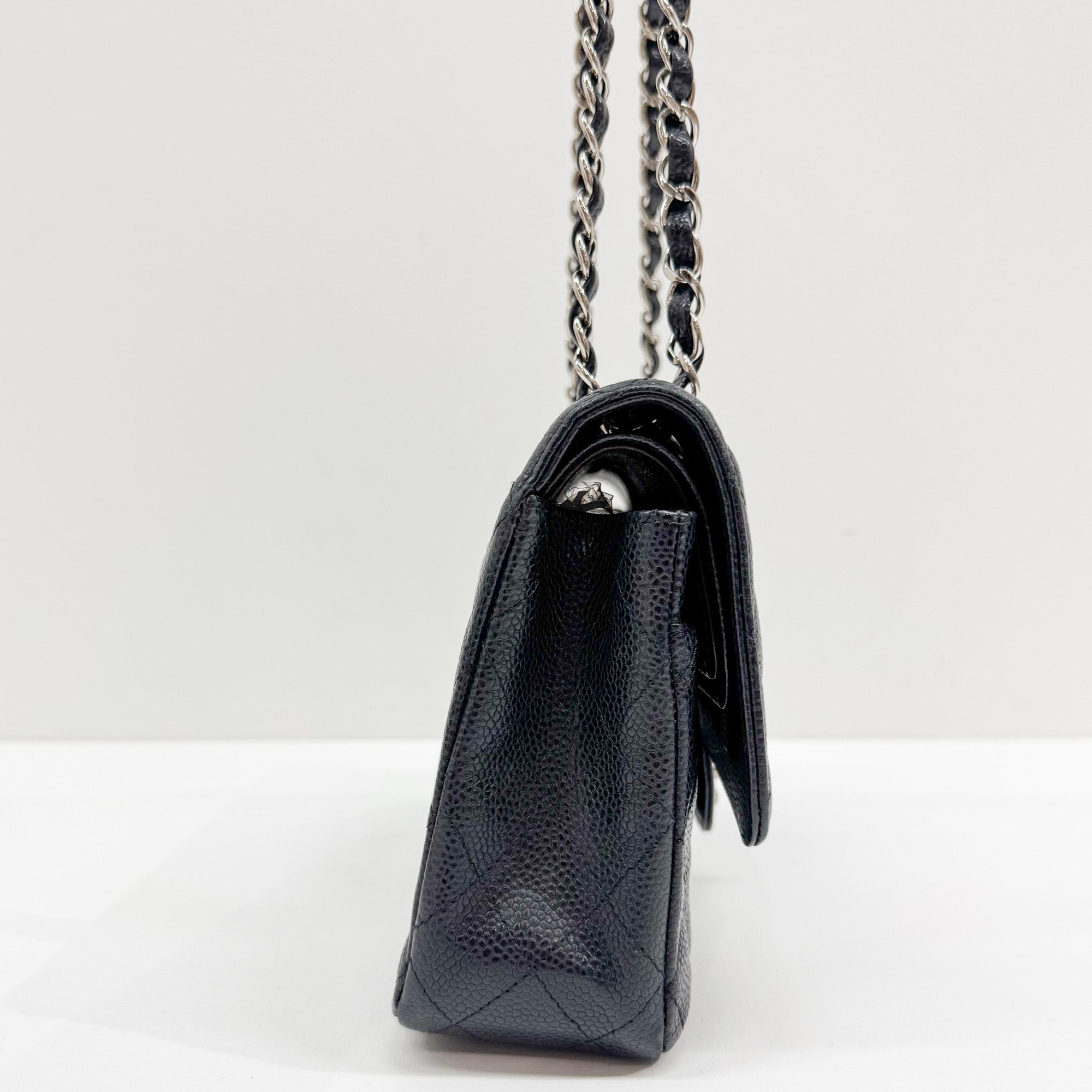 Matelassé Black Leather Chain Shoulder Bag