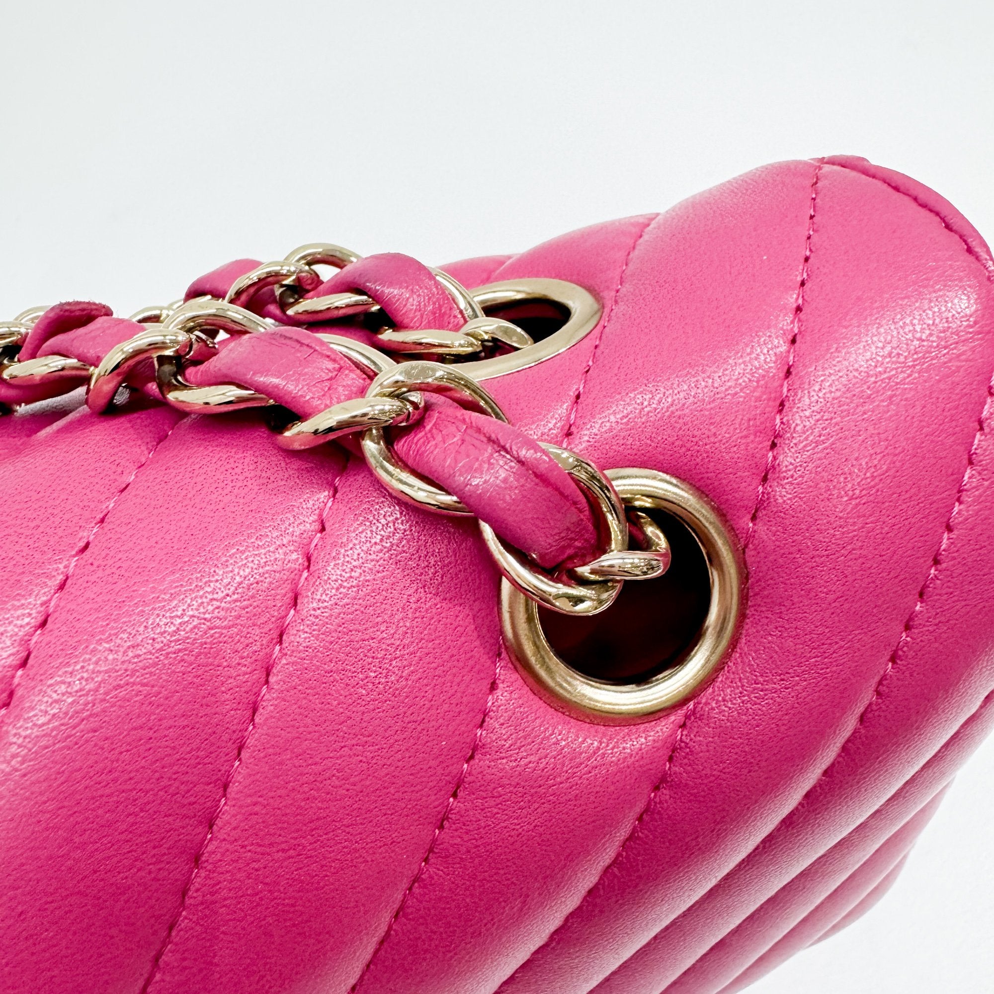 Chevron Pink Leather Shoulder Bag