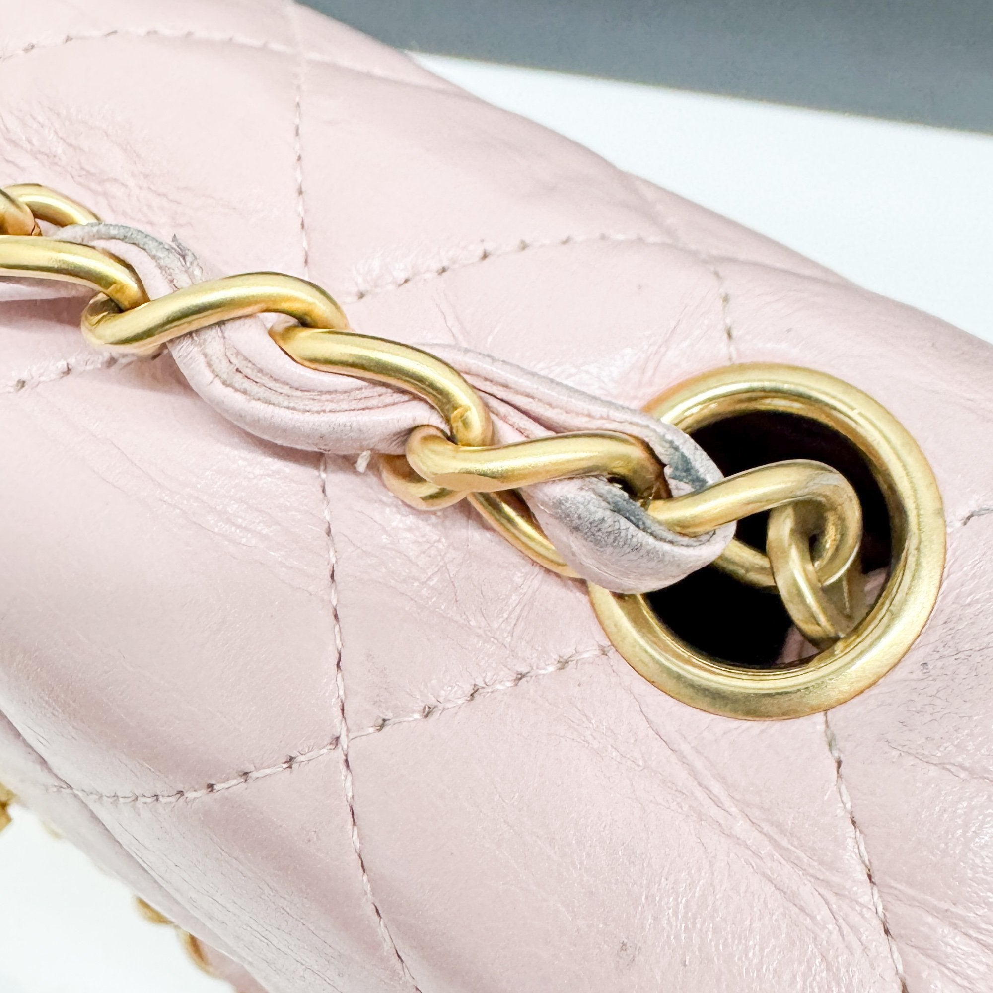 Mini Classic Flap Pink Leather Shoulder Bag