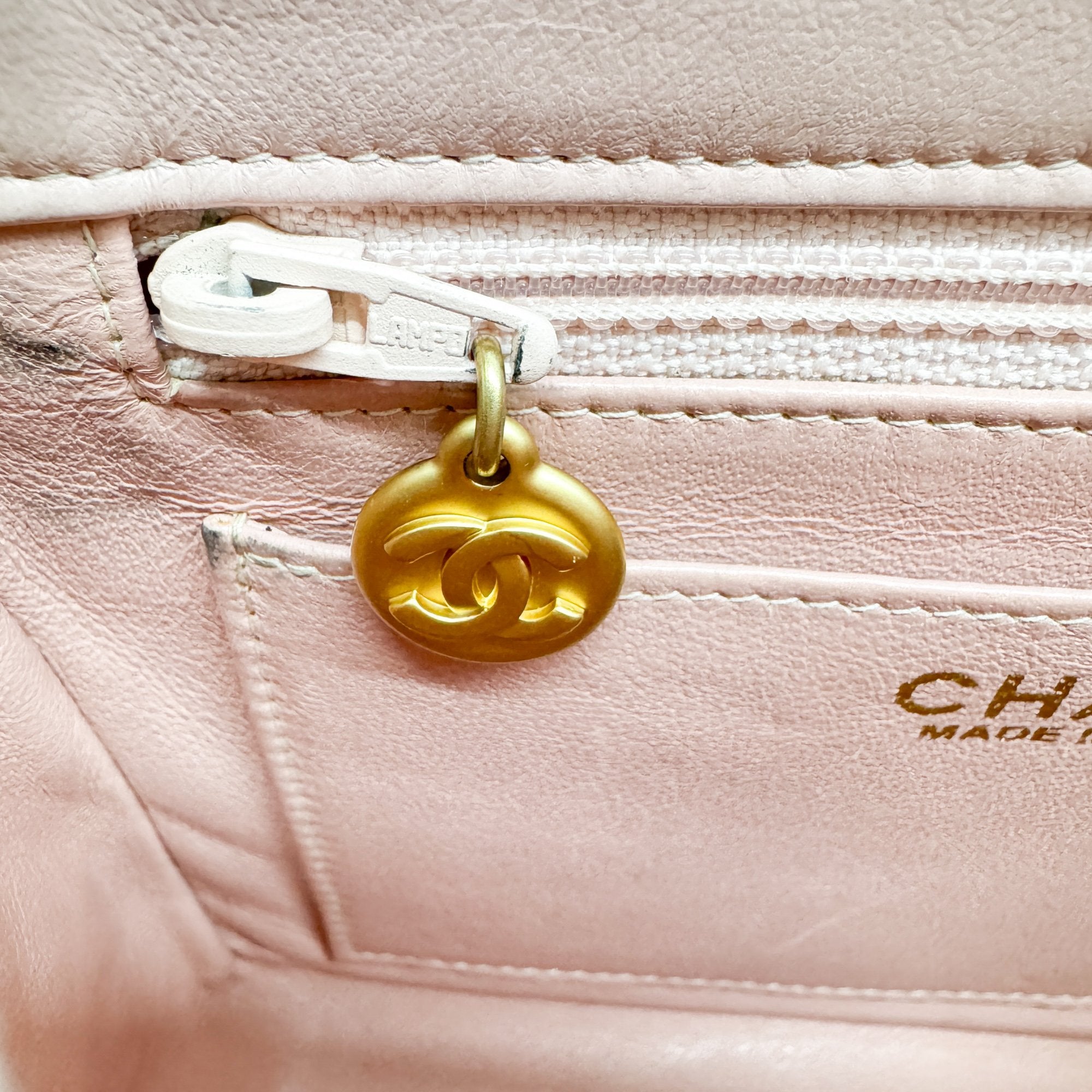 Mini Classic Flap Pink Leather Shoulder Bag