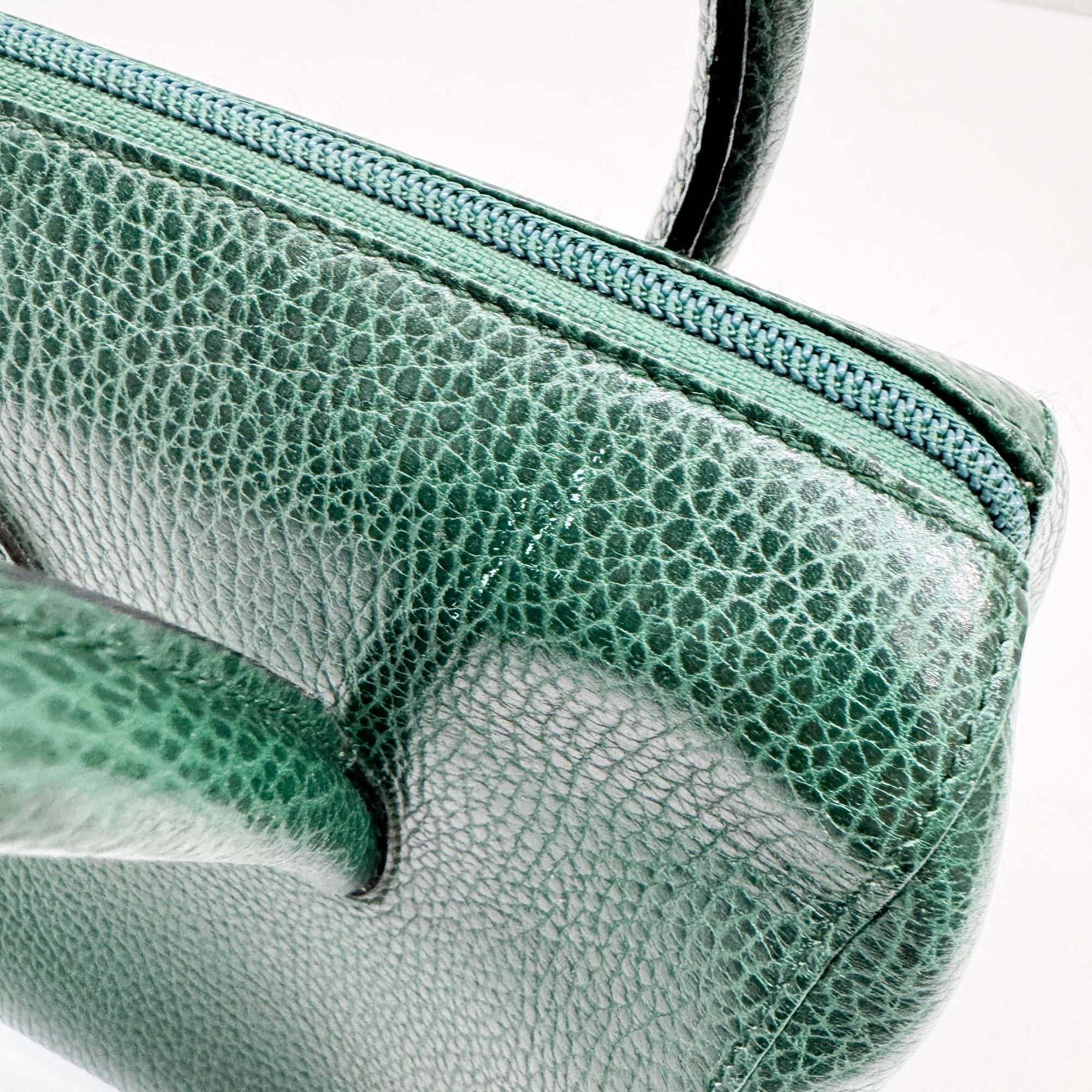 Must Line Green Leather Hand Bag