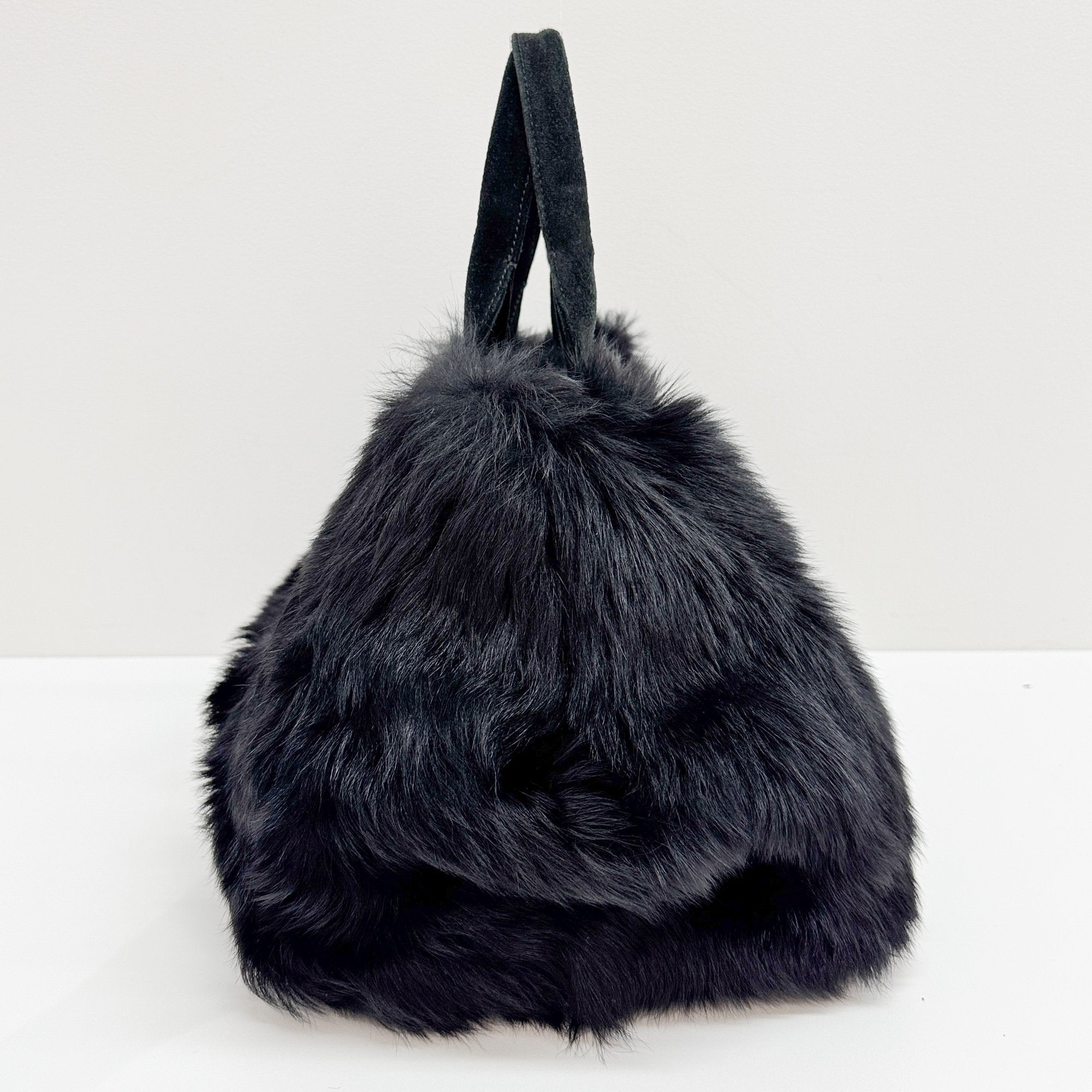 Canapa Black Sheep Fur Hand Bag