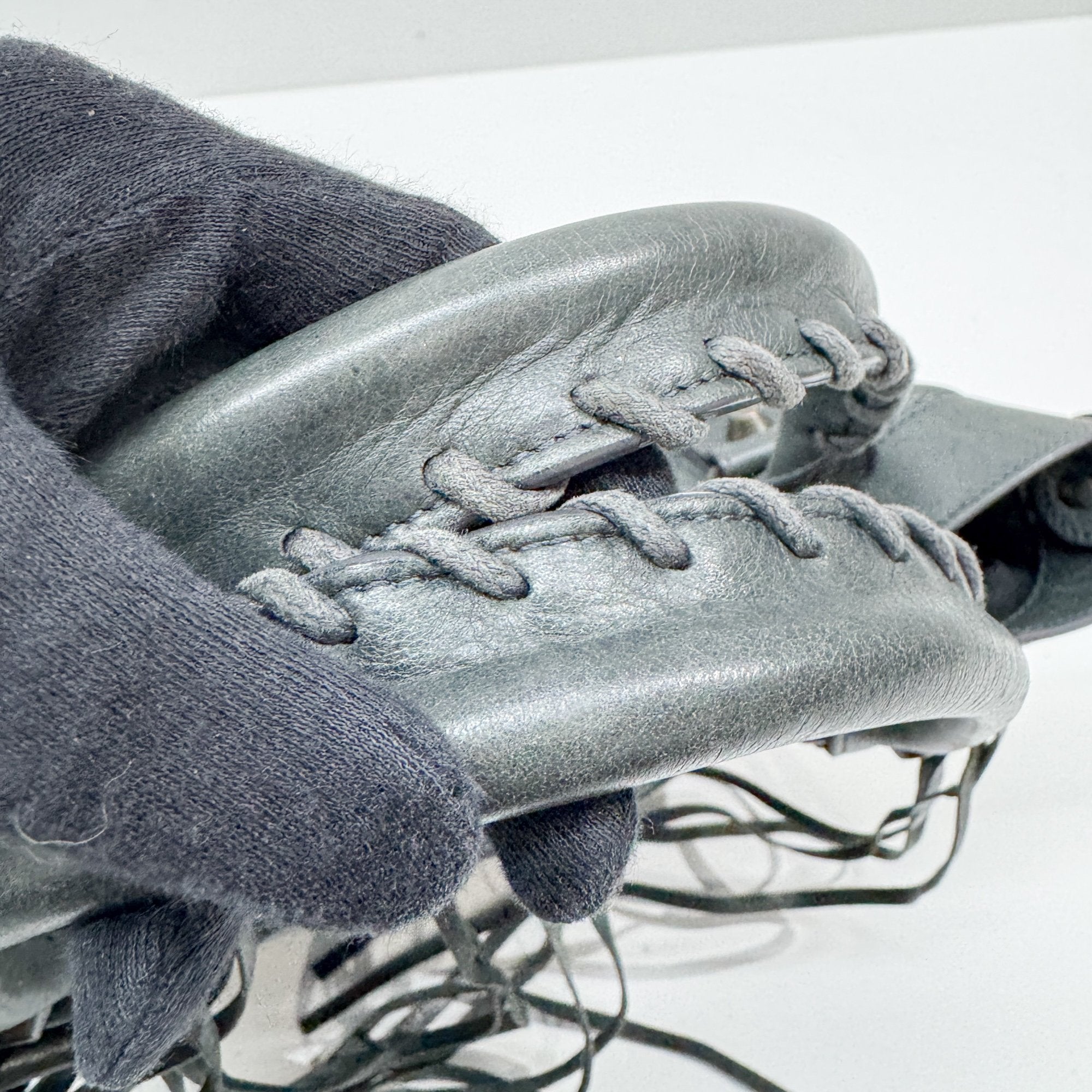 Giant 12 City Xanadu Green Leather Two Way Bag