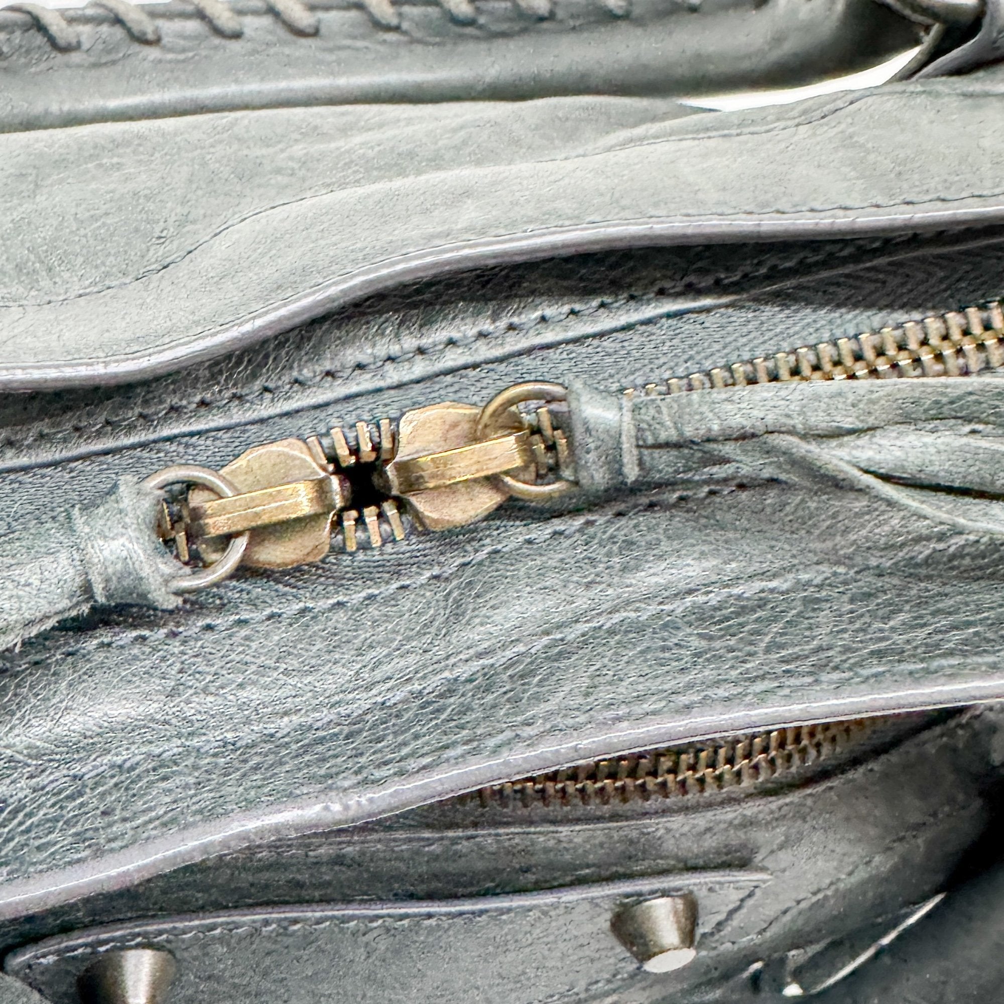 Giant 12 City Xanadu Green Leather Two Way Bag