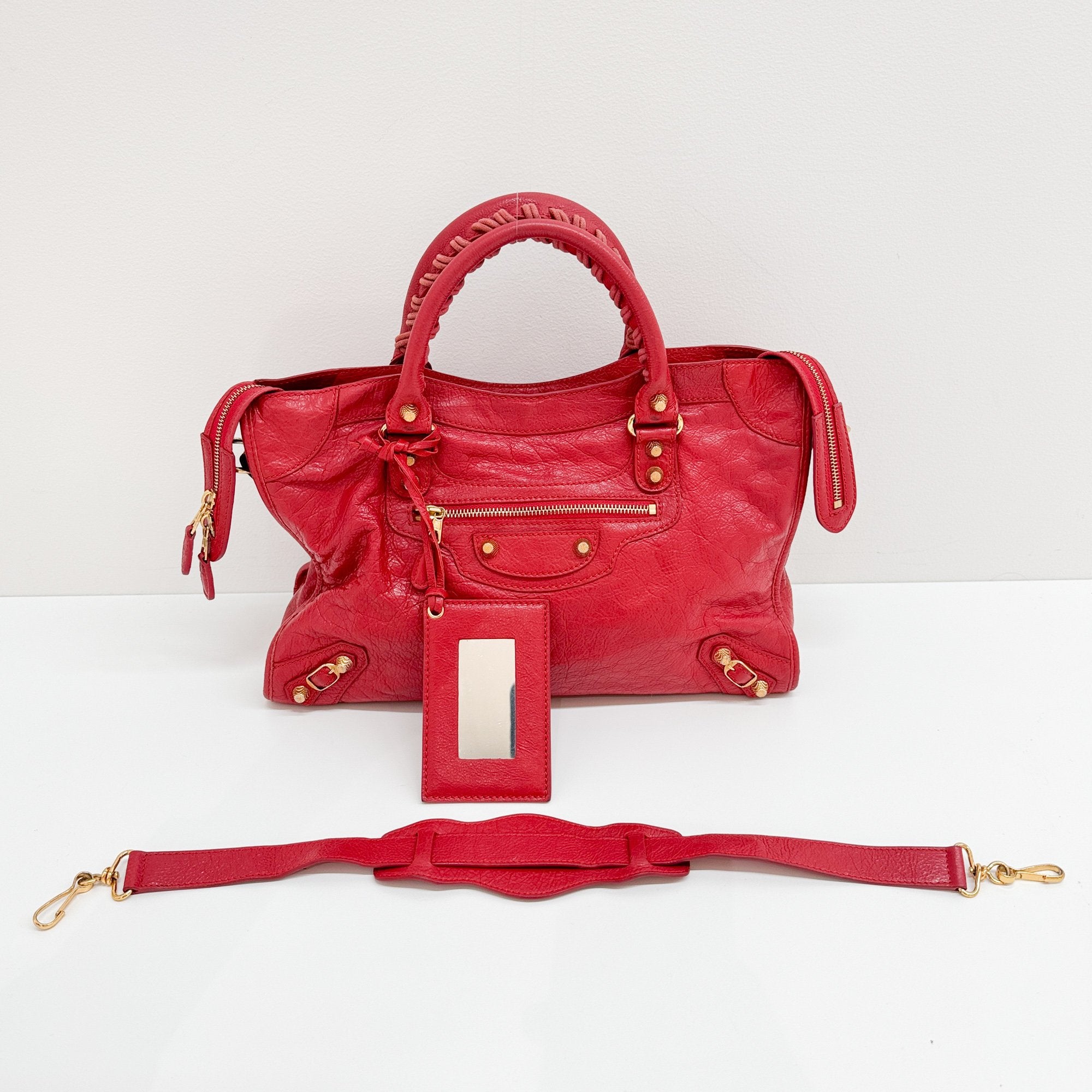 Giant 12 City Red Leather Two Way Bag