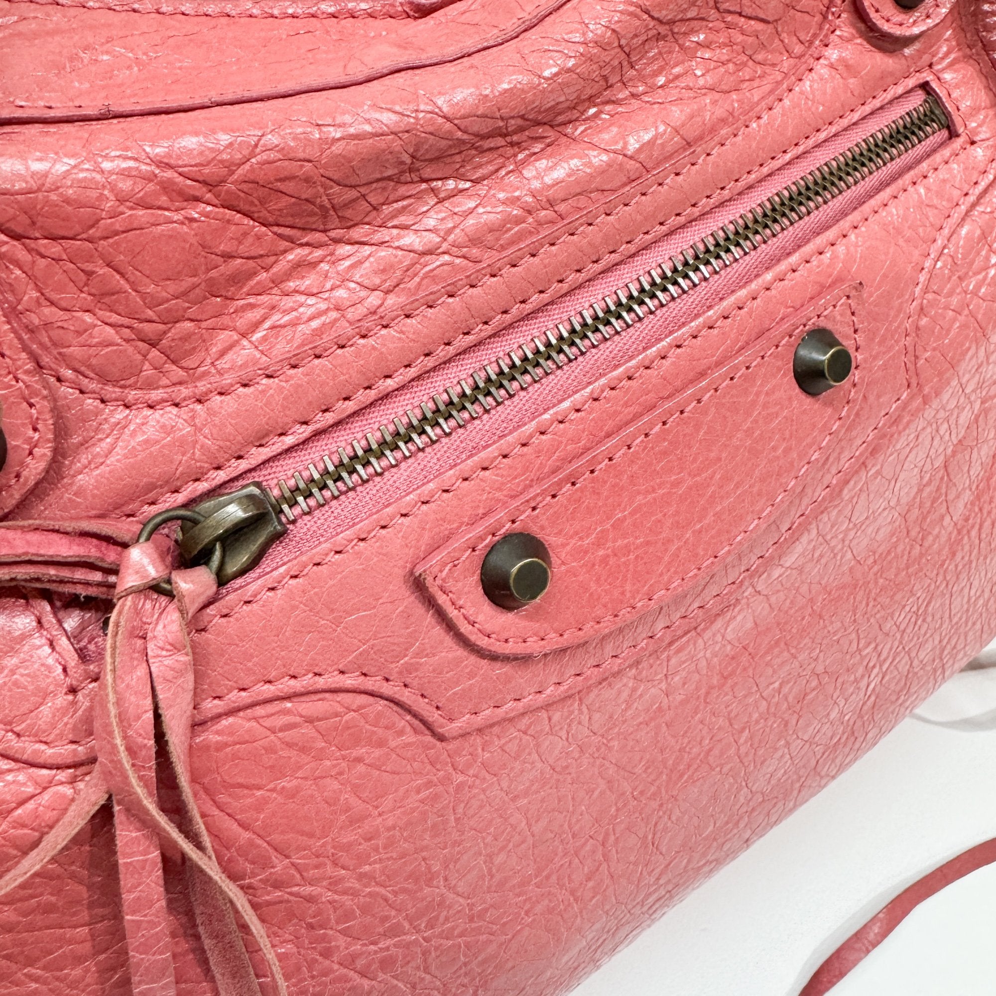 Giant 12 City Pink Leather Two Way Bag