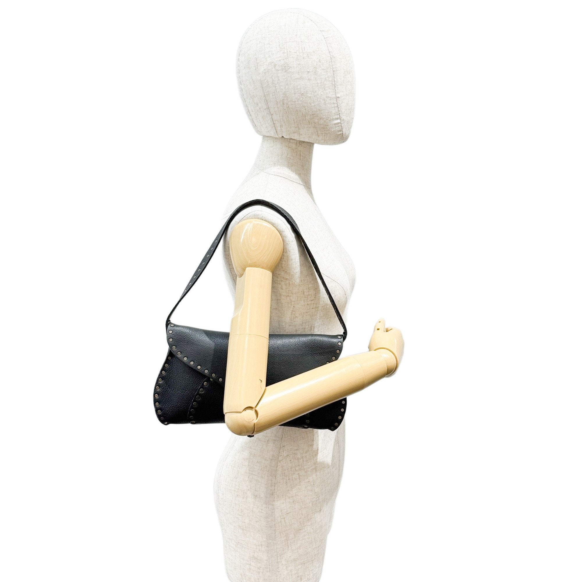 Poulbot Black Leather Shoulder Bag