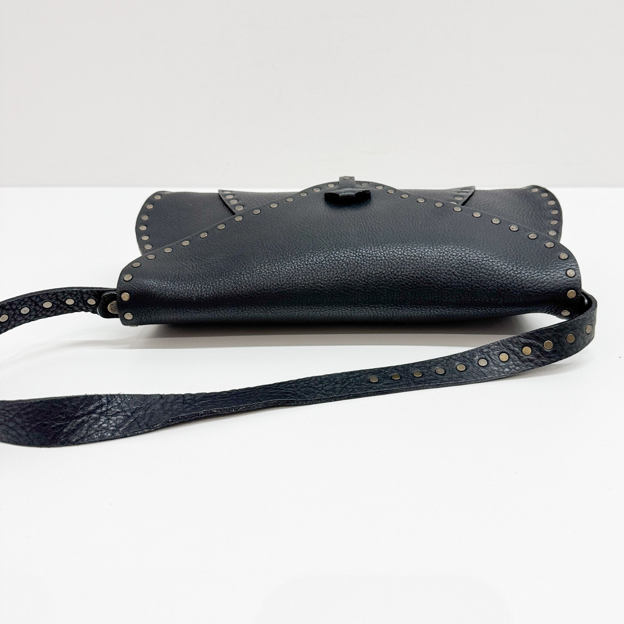 Poulbot Black Leather Shoulder Bag