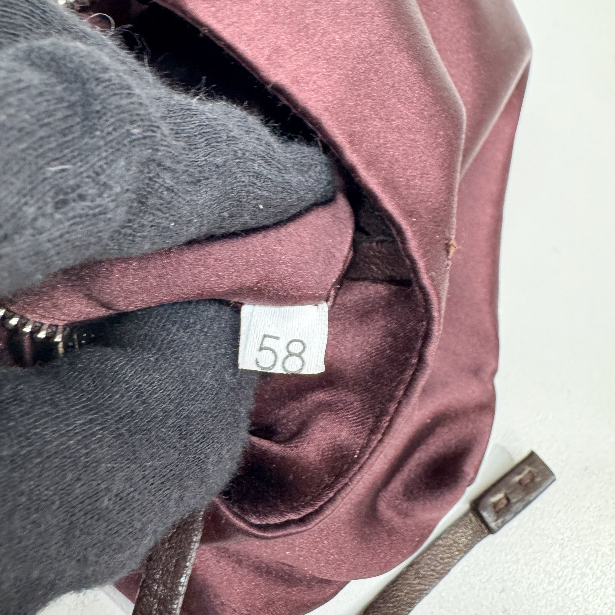 Mora Purple Raso Satin Wrist Bag