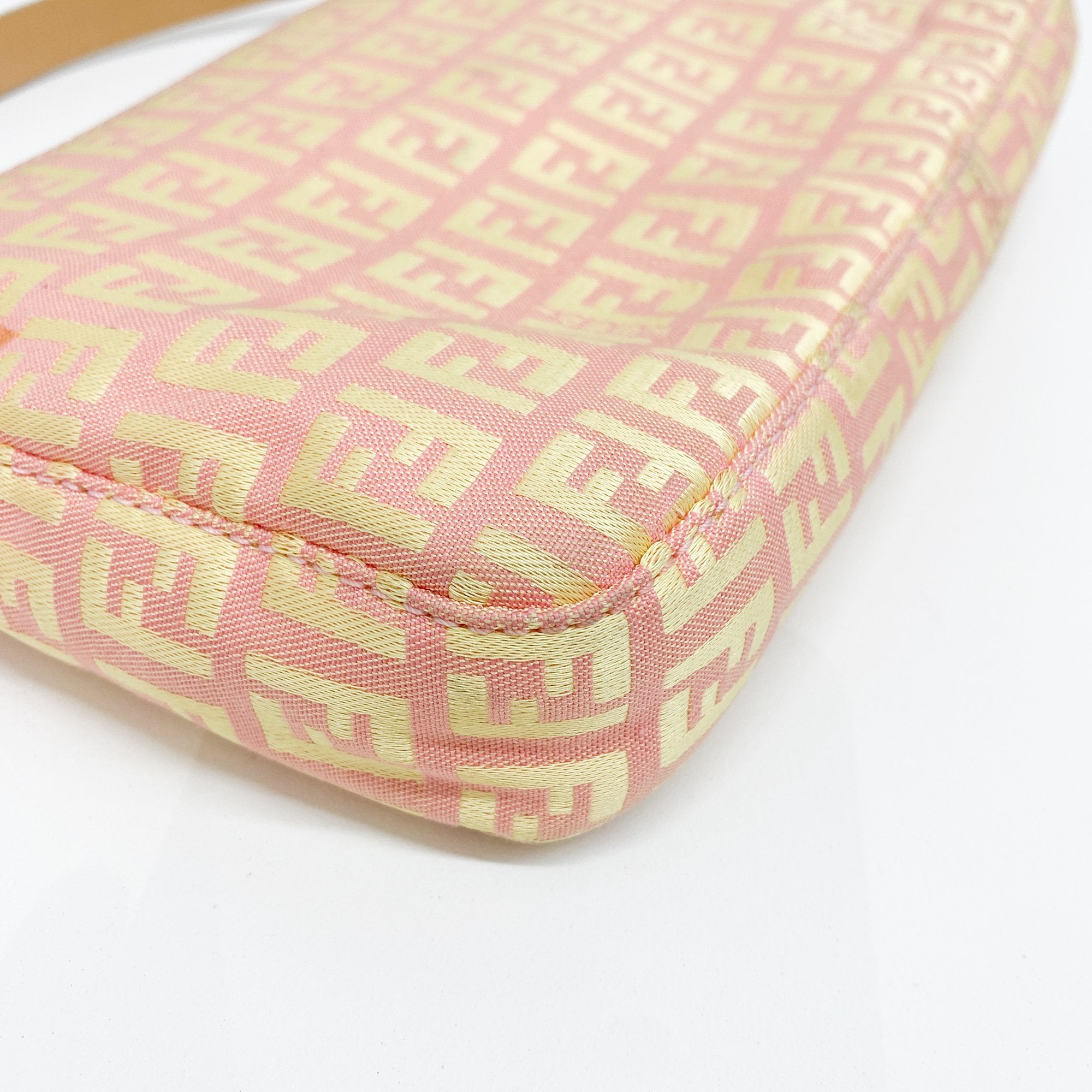 Pink Zucchino Canvas Shoulder Bag