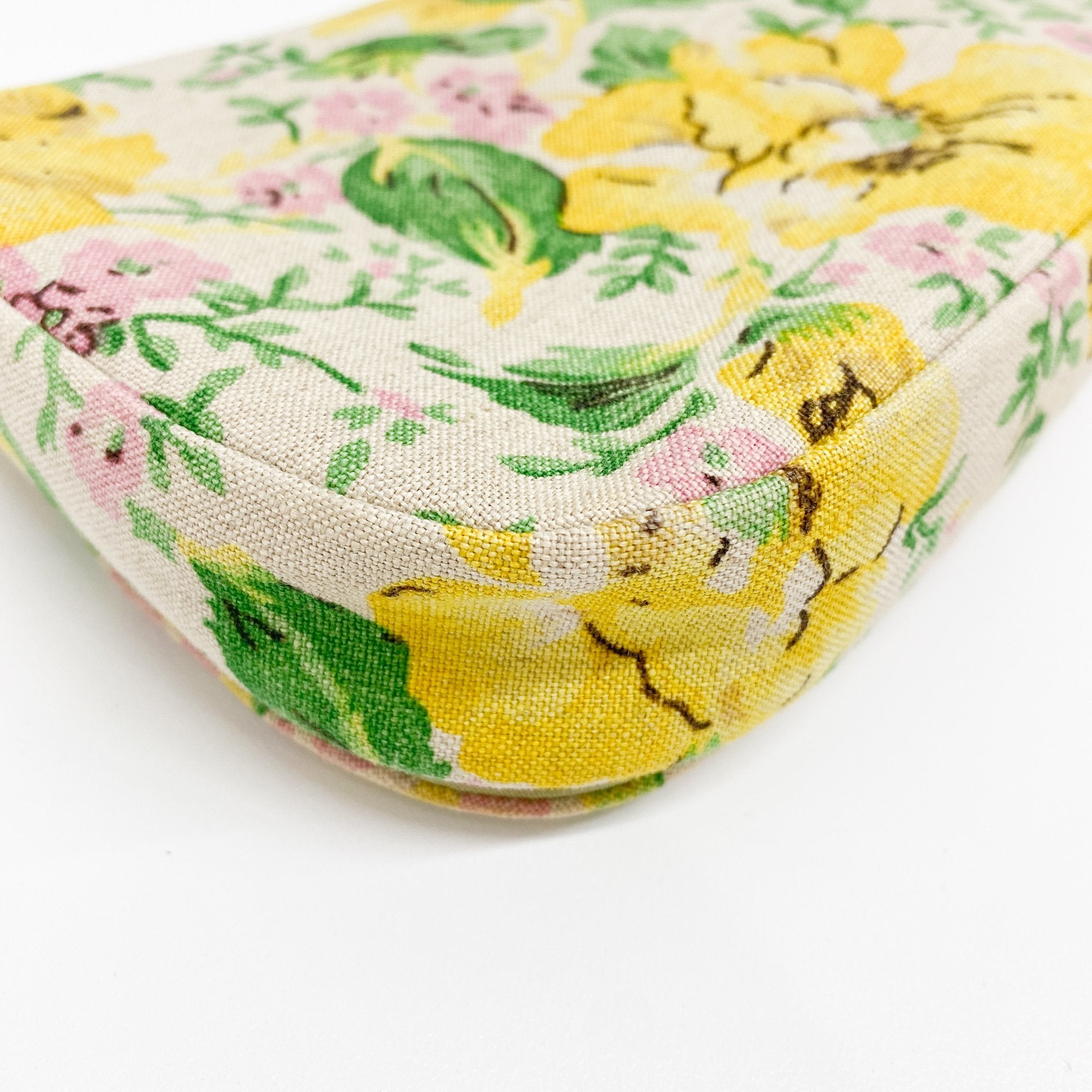 Malice Pearl Emboidery Multi-Color Floral Canvas Shoulder Bag