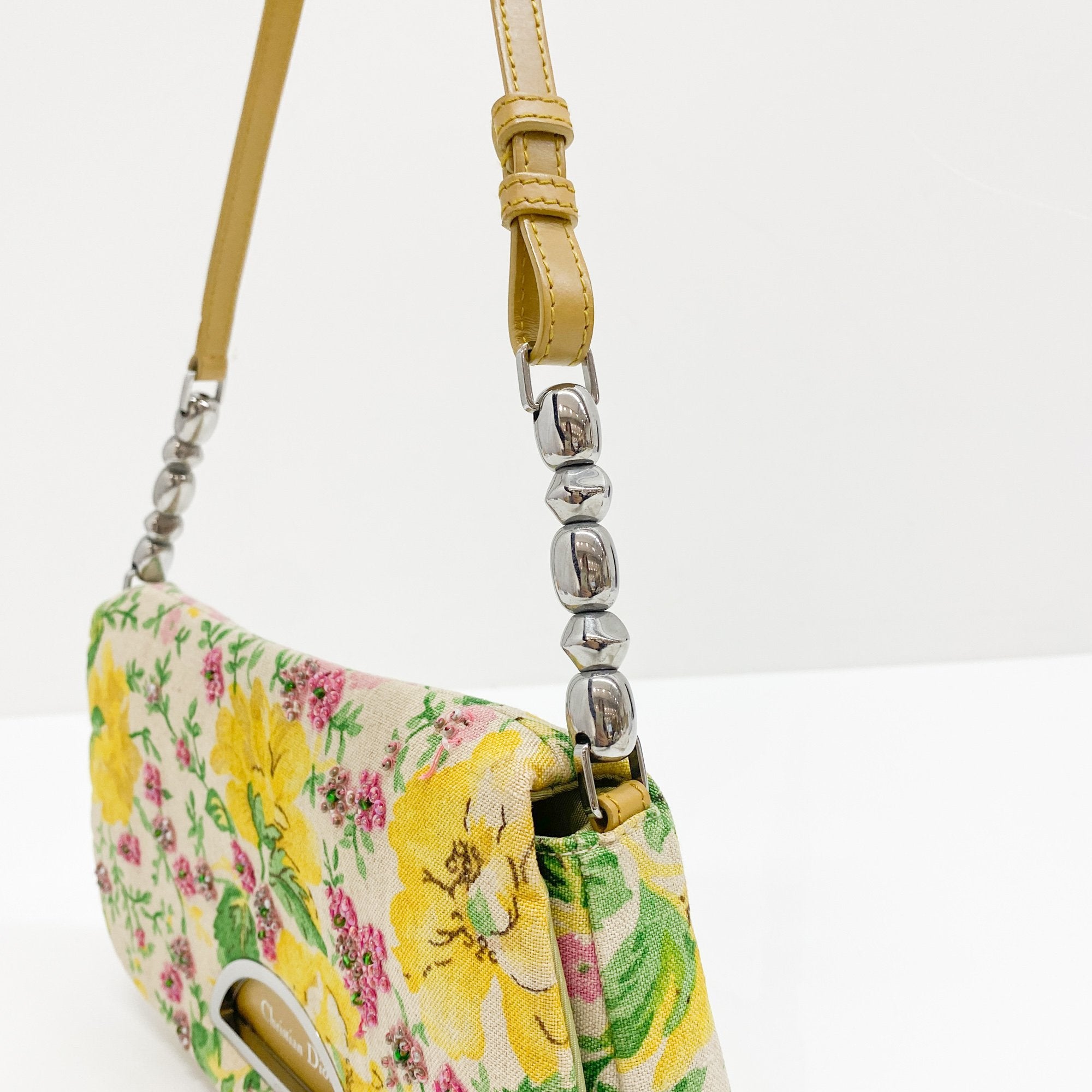 Malice Pearl Emboidery Multi-Color Floral Canvas Shoulder Bag