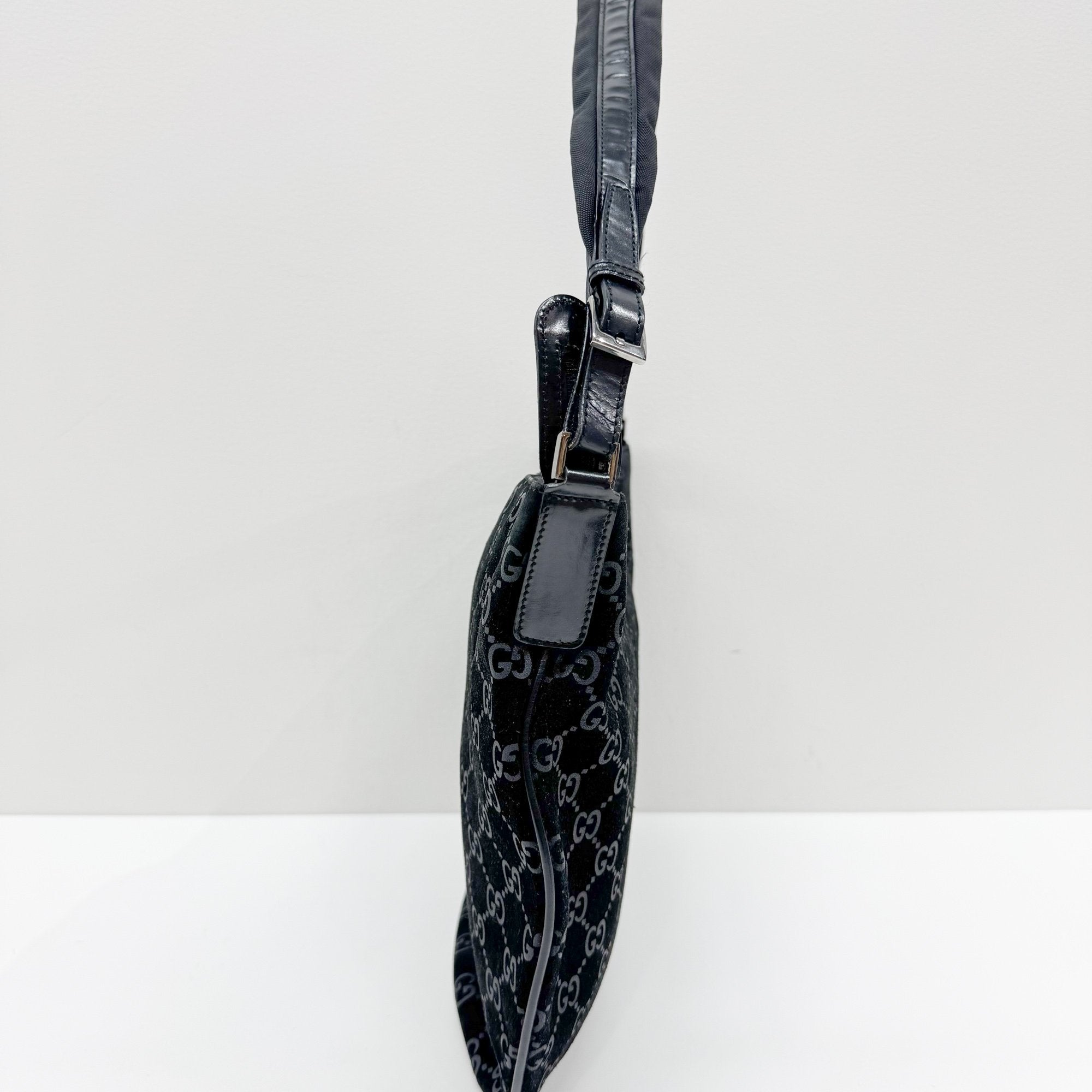 GG Black Canvas Suede Shoulder Bag