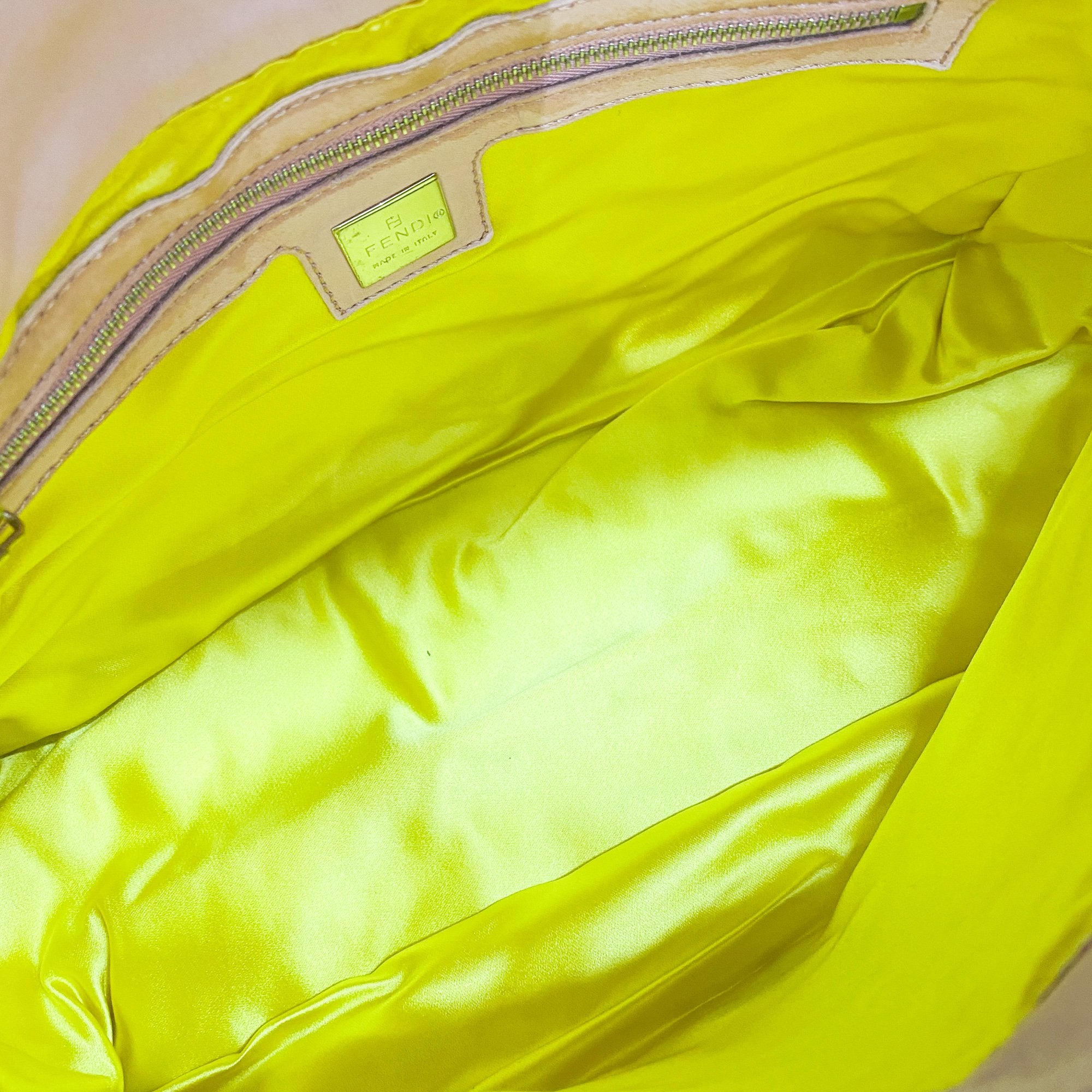 Mamma Baguette Pink Leather Shoulder Bag