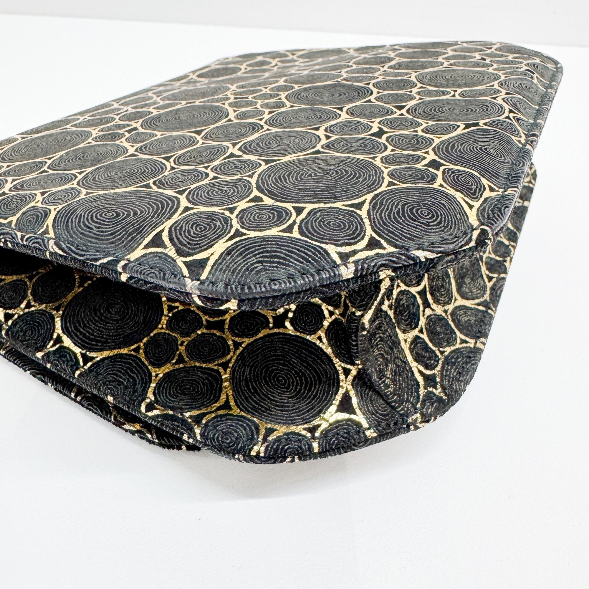 Black & Gold Wood Grain Canvas Shoulder Bag