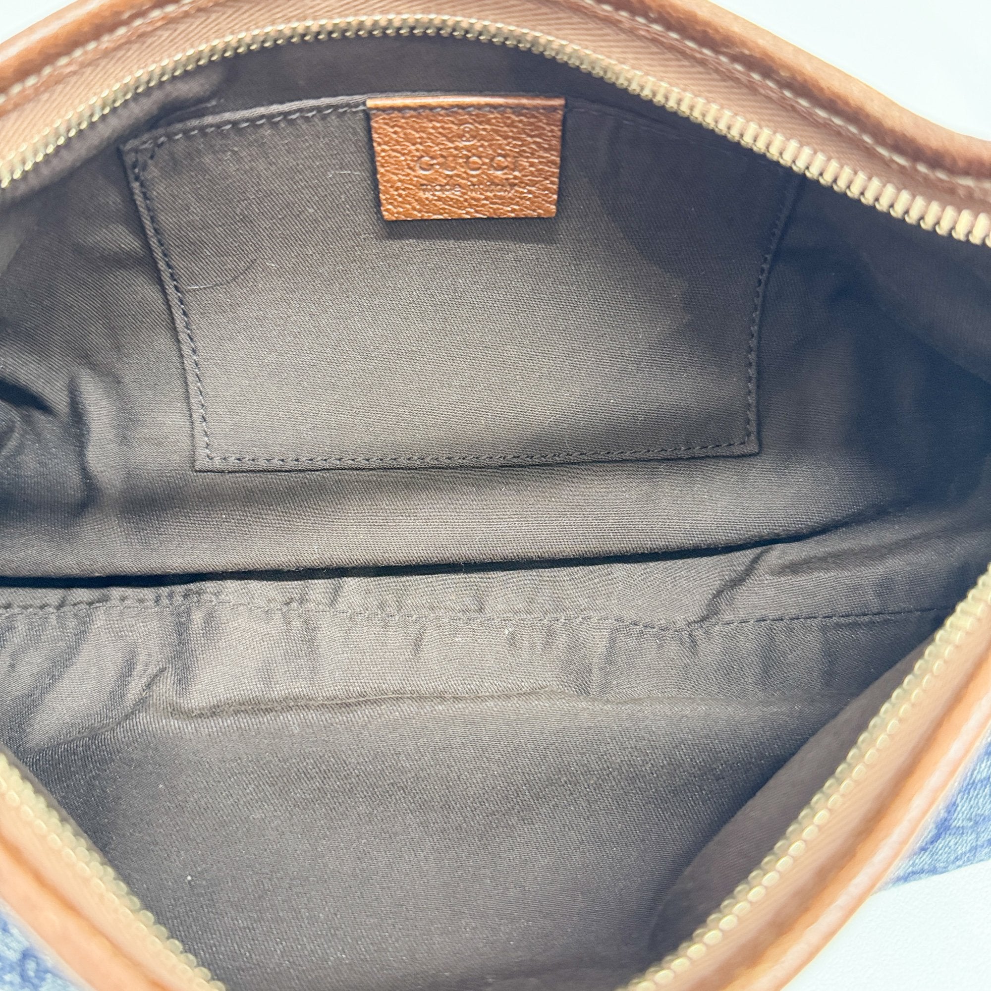 Abbey Blue GG Canvas Denim Shoulder Bag