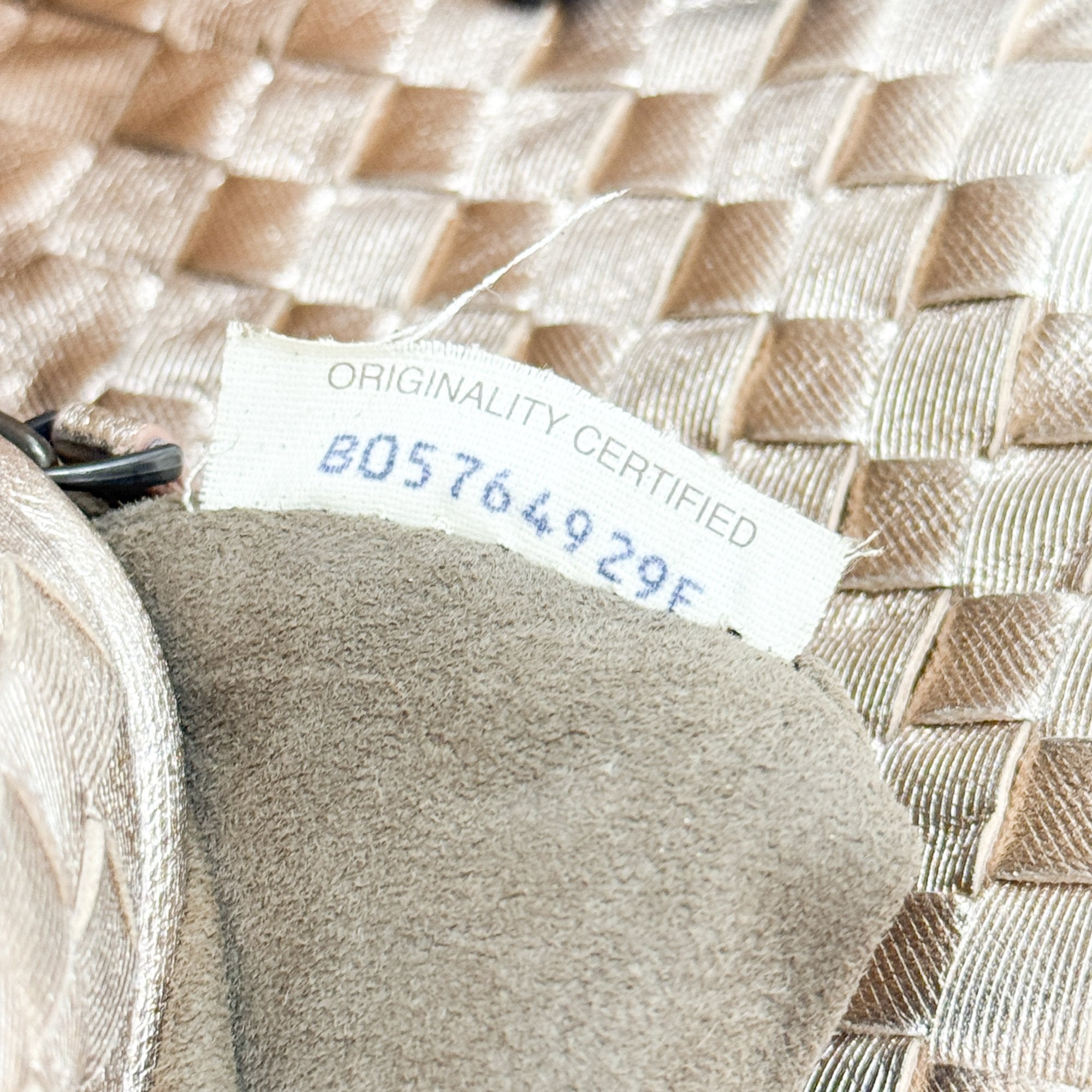 Intreciatto Metallic Rose Gold Leather Shoulder Bag