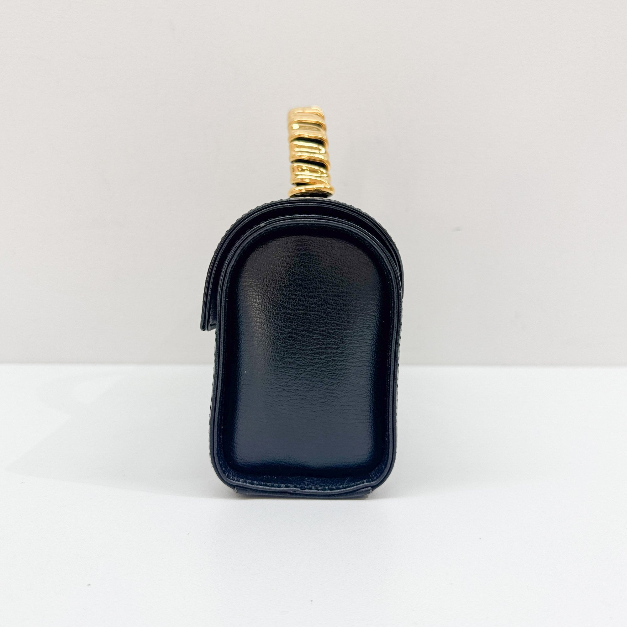 Velazquez Black Leather Hand Bag