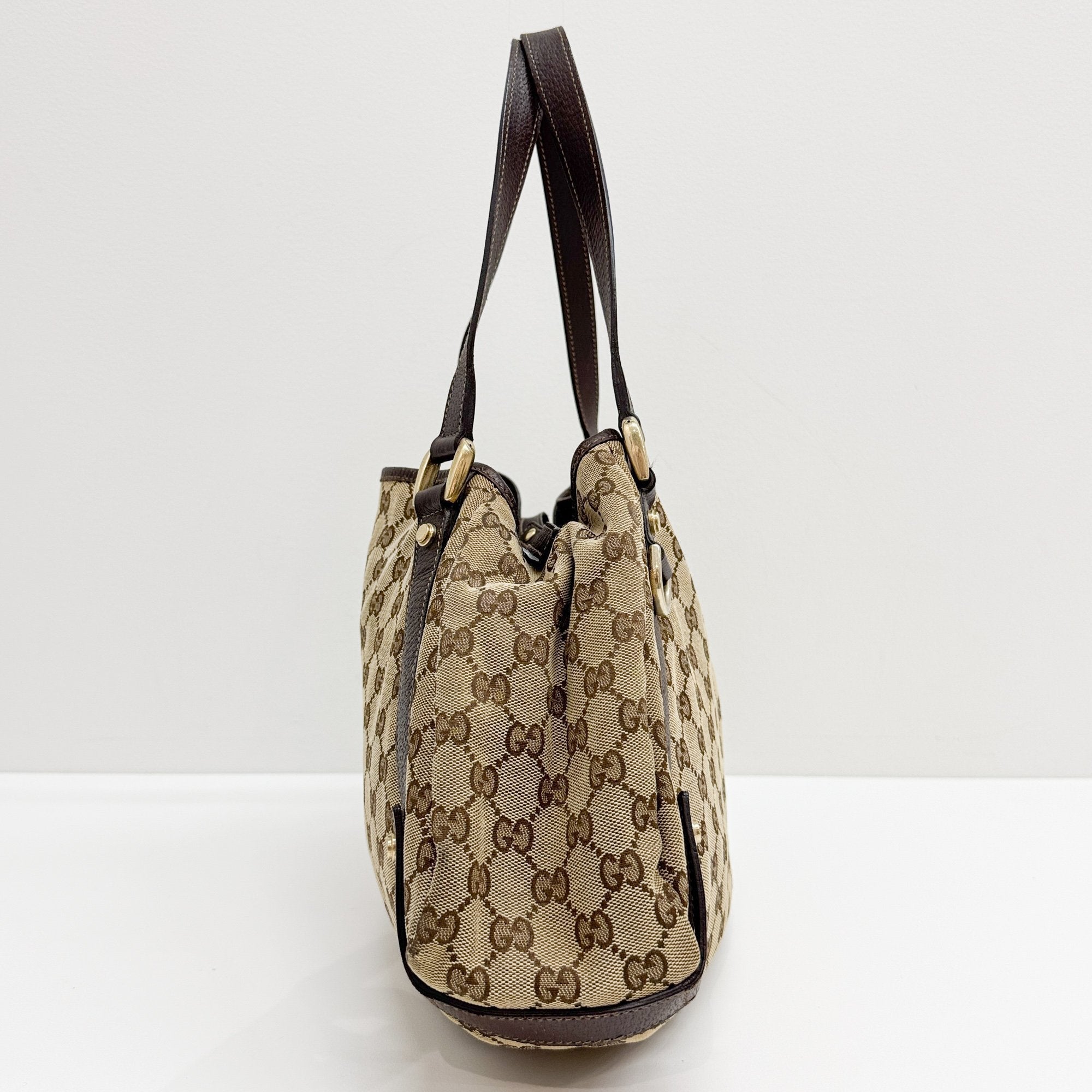 Abbey Brown GG Canvas Shoulder Bag