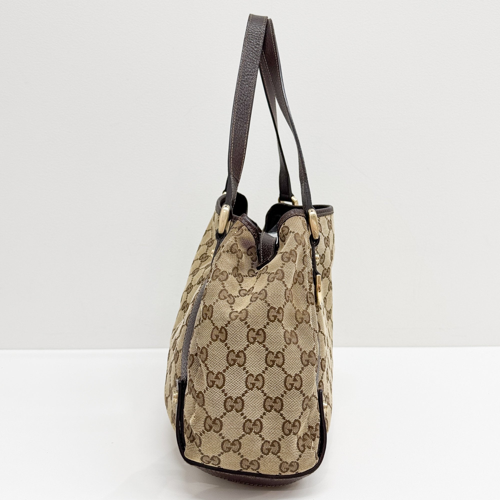 Abbey Brown GG Canvas Shoulder Bag