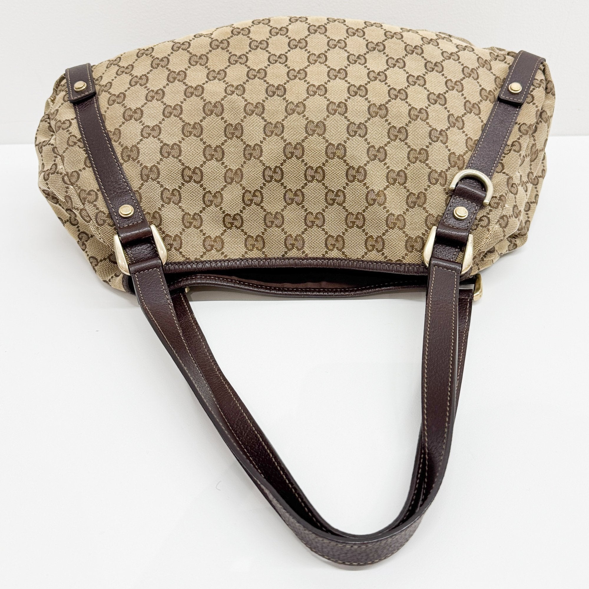 Abbey Brown GG Canvas Shoulder Bag