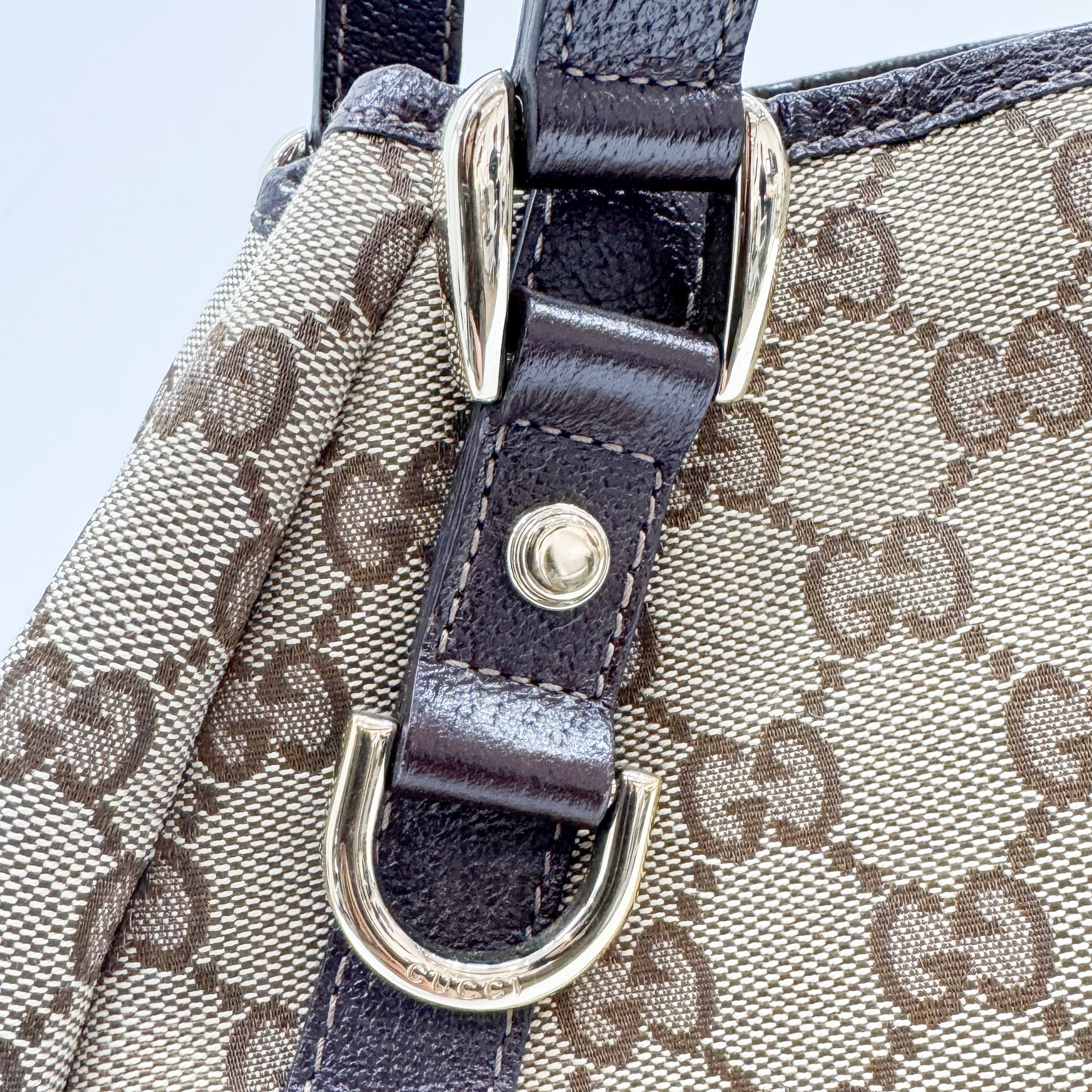 Abbey Brown GG Canvas Shoulder Bag