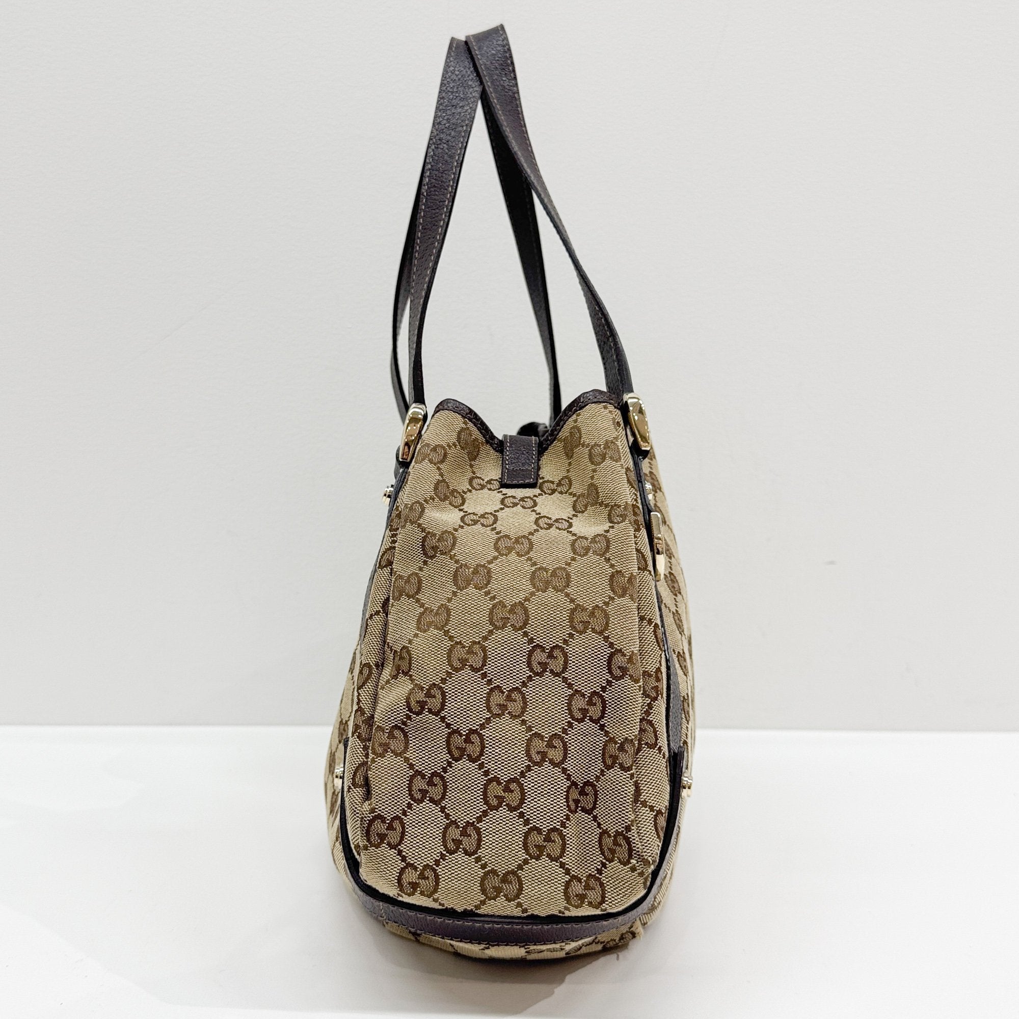 Abbey Brown GG Canvas Shoulder Bag