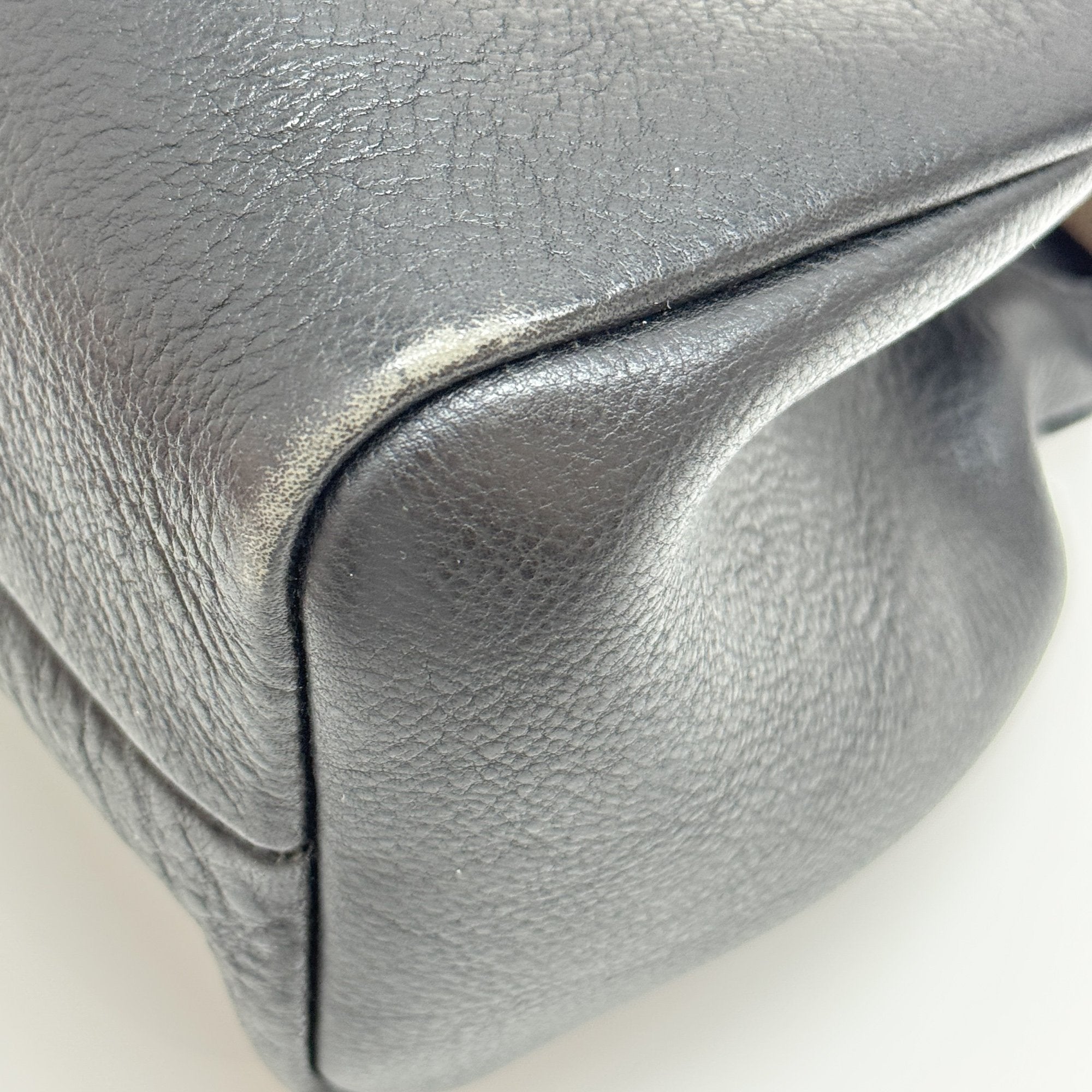 Wood Handle Frame Black Leather Bag