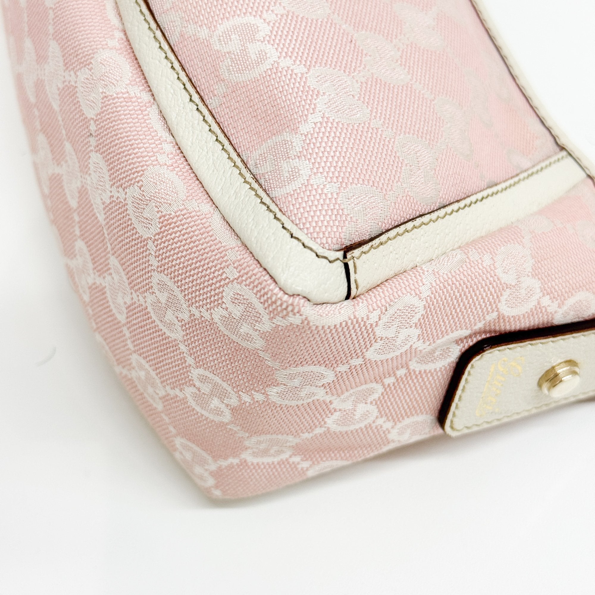 Abbey Pink GG Canvas Shoulder Bag