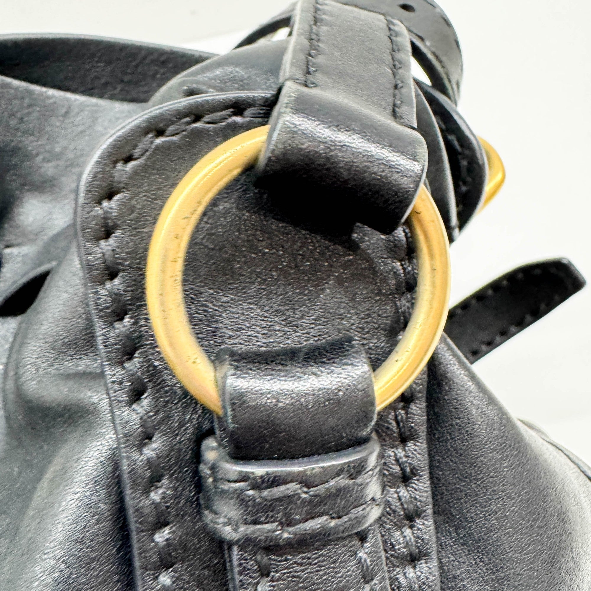 Vitello Lux Bow Bag Leather Shoulder Bag