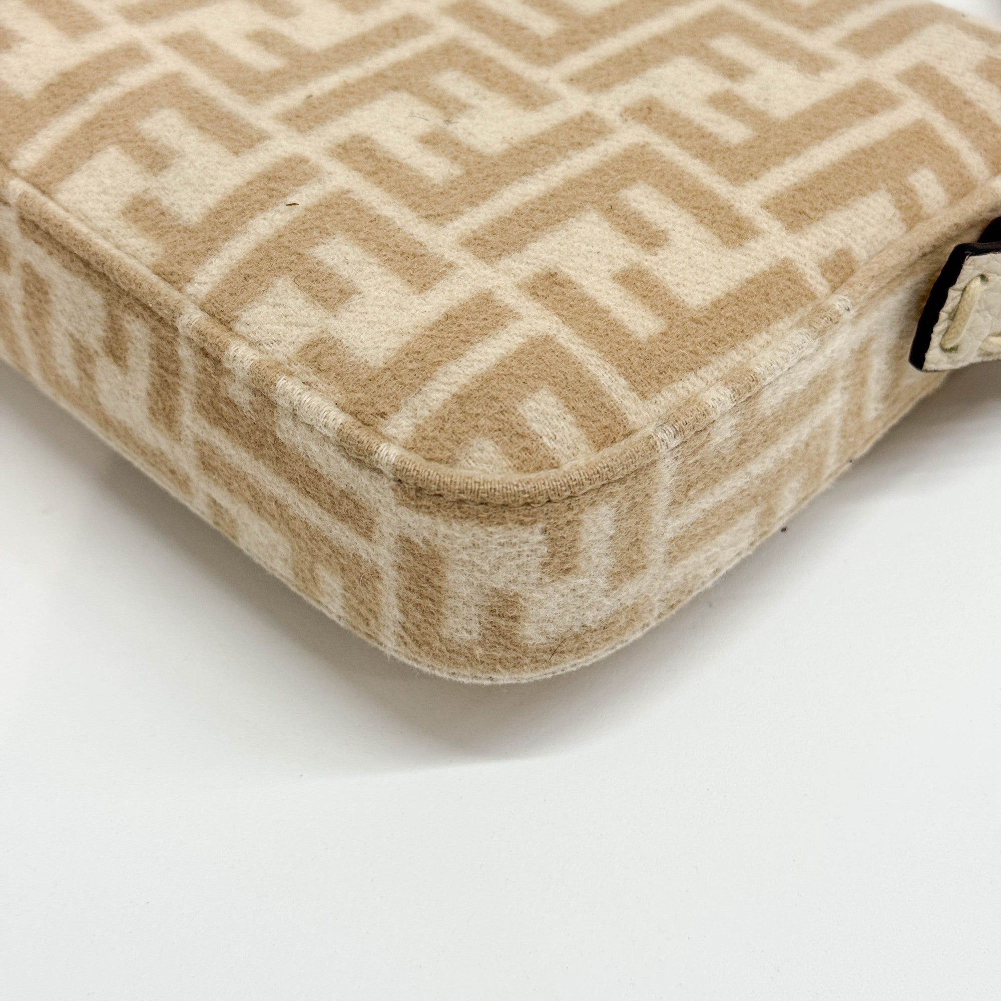 Baguette Beige Zucca Canvas Wool Shoulder Bag